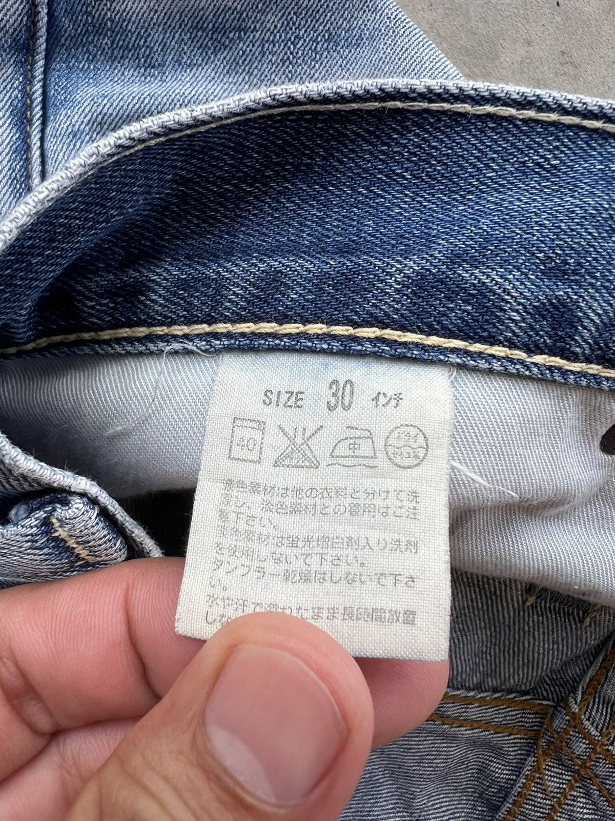 Levi's Vintage Levis 502 Blue Faded Distressed Jean Size US 31 - 20 Thumbnail