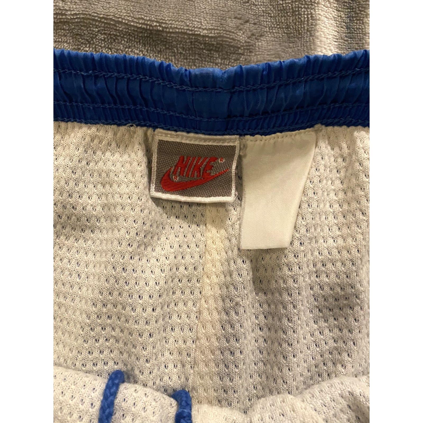 Nike VINTAGE Nike Windbreaker Jogger Pants Blue Lined Zip Legs Large Men 80s Activewear Size US 33 - 5 Thumbnail