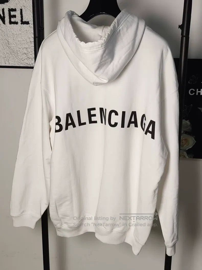 Balenciaga Balenciaga Big Logo Sweatshirt Size US S / EU 44-46 / 1 - 1 Thumbnail