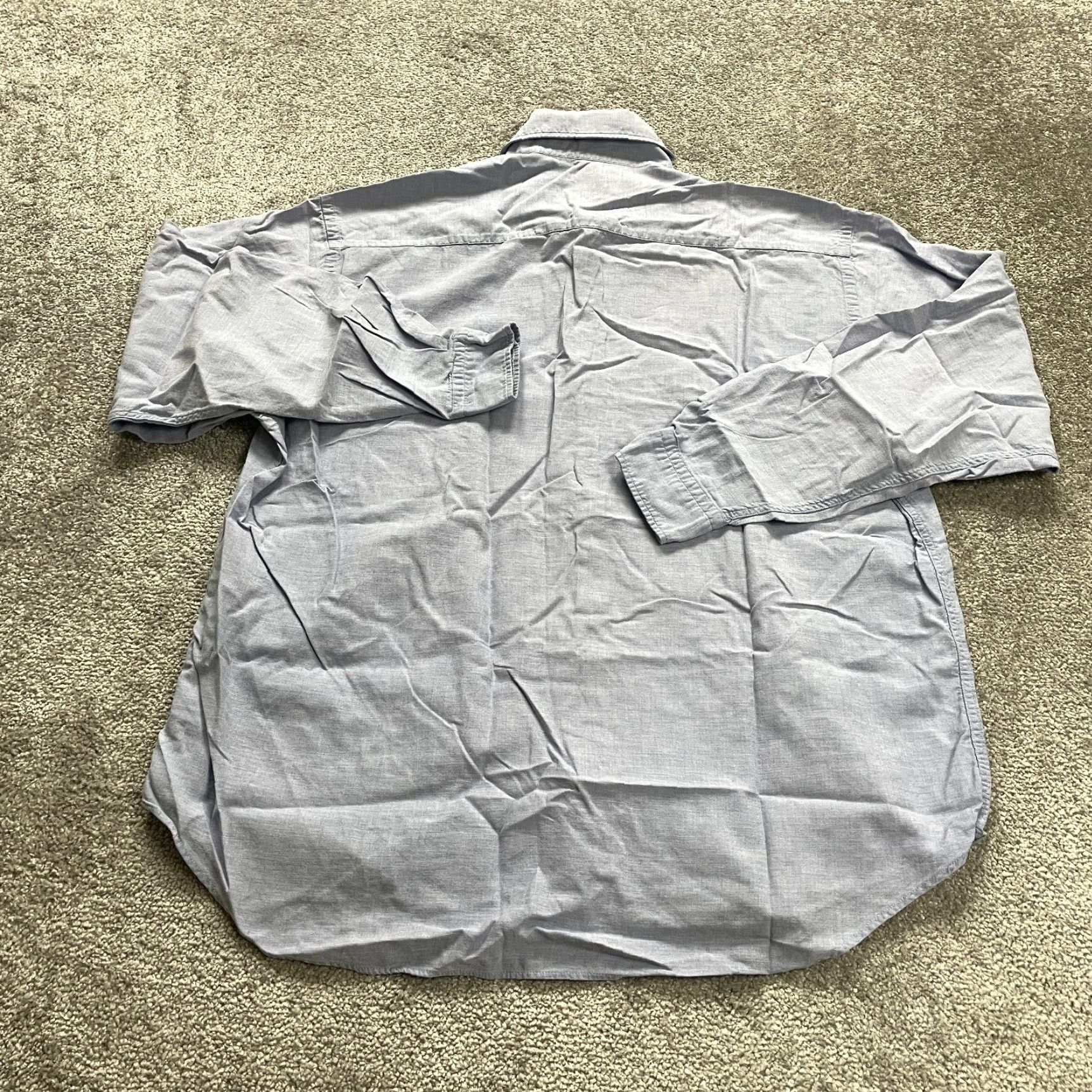 Armani VINTAGE? No. Armani Collezioni Dress Shirt Men XL Gray Long Sleeve Button-Down Work Italy Size 46R - 2 Thumbnail