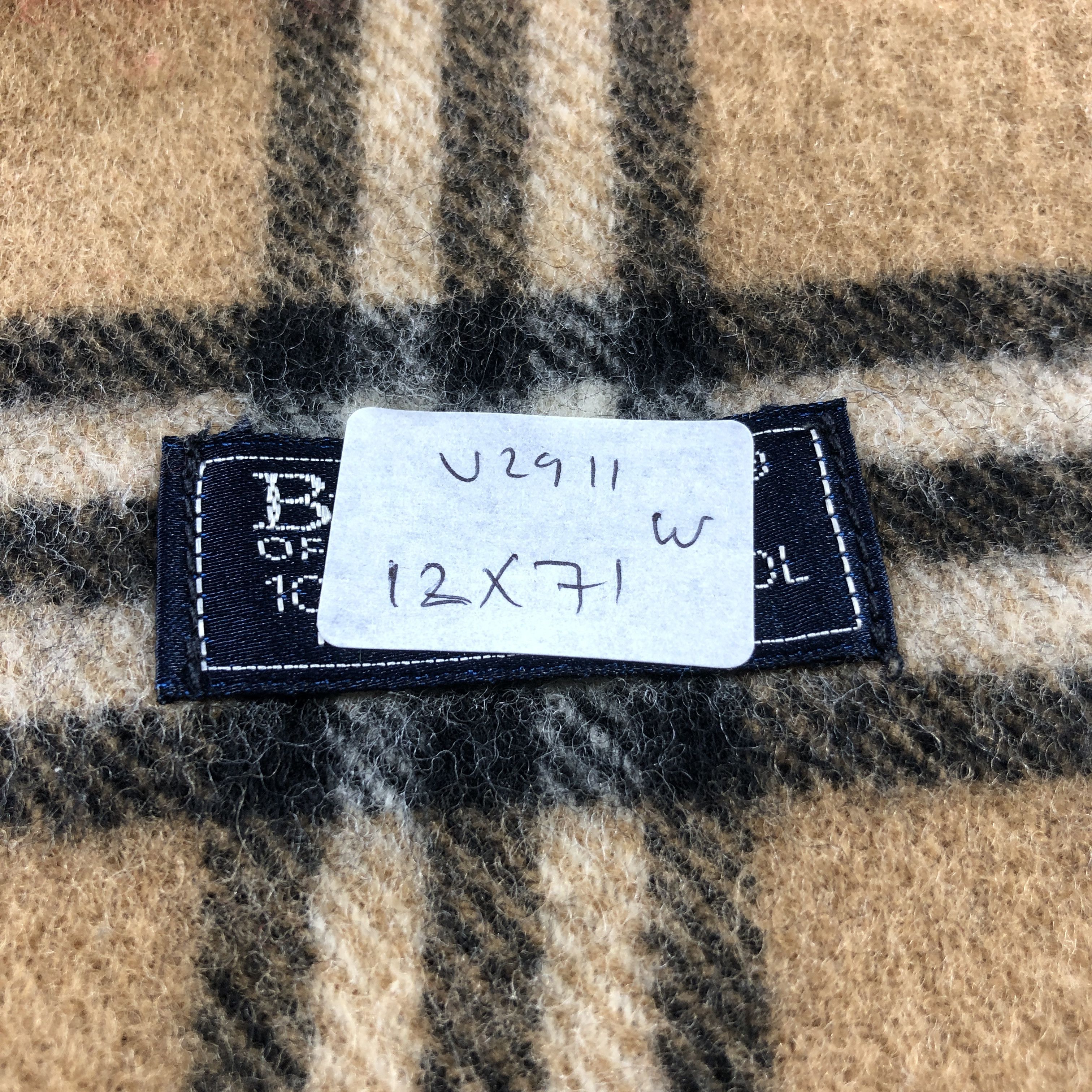 Burberry Burberry Tan Nova Check Wool Scarf Muffler V2911 Size ONE SIZE - 8 Thumbnail