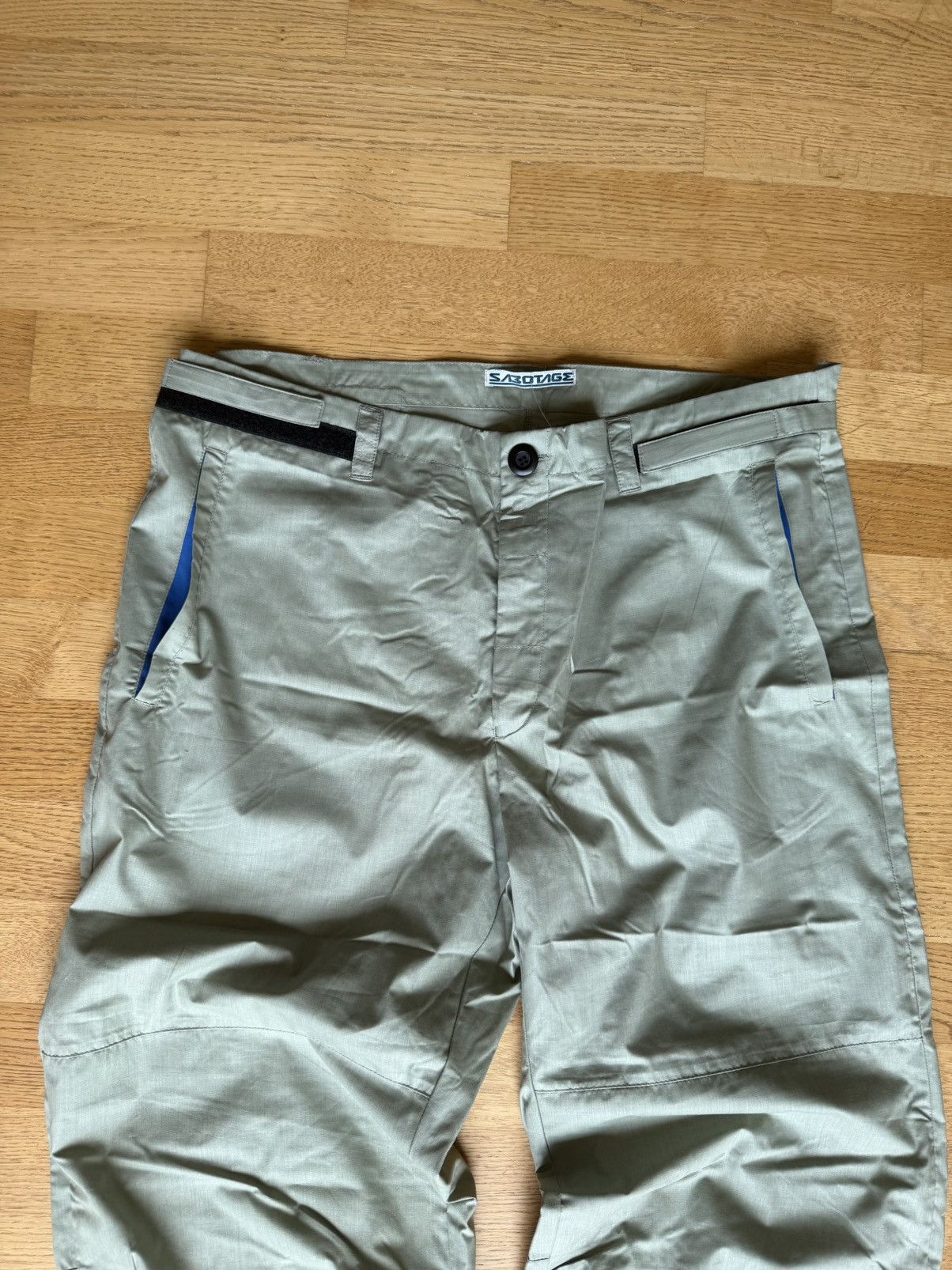 Walter Van Beirendonck NOS Early 90‘s Sabotage - Velcro Cropped pants Size US 35 - 6 Thumbnail
