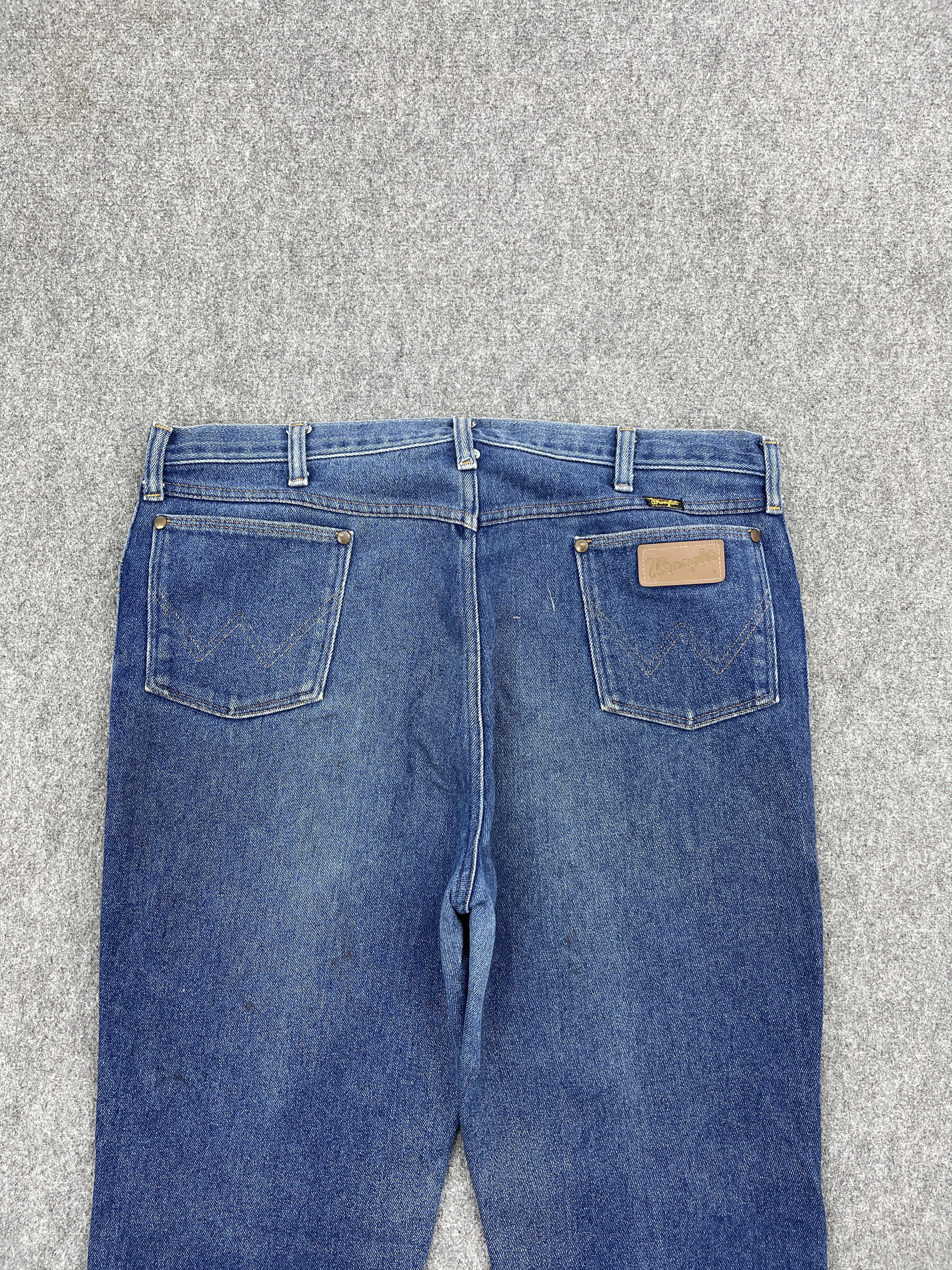 Vintage Vintage Wrangler Blue Denim Bootcut Jeans DP2548 Size US 37 - 4 Thumbnail