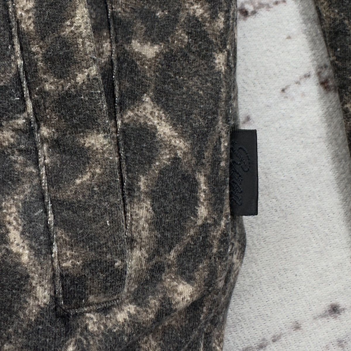Roen ROEN FULLPRINT LEAPORD DESIGNER SKULL ZIPPER VERY RARE Y2K Size US L / EU 52-54 / 3 - 8 Thumbnail