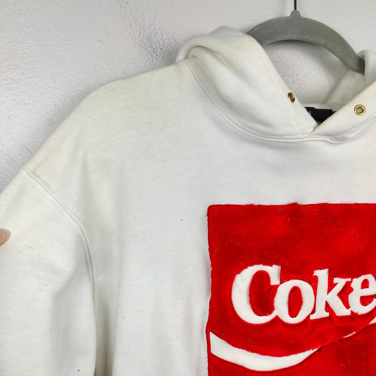 Joyrich Joyrich x Coke Flocked Sweatshirt Size Small White Cotton Size US S / EU 44-46 / 1 - 4 Thumbnail