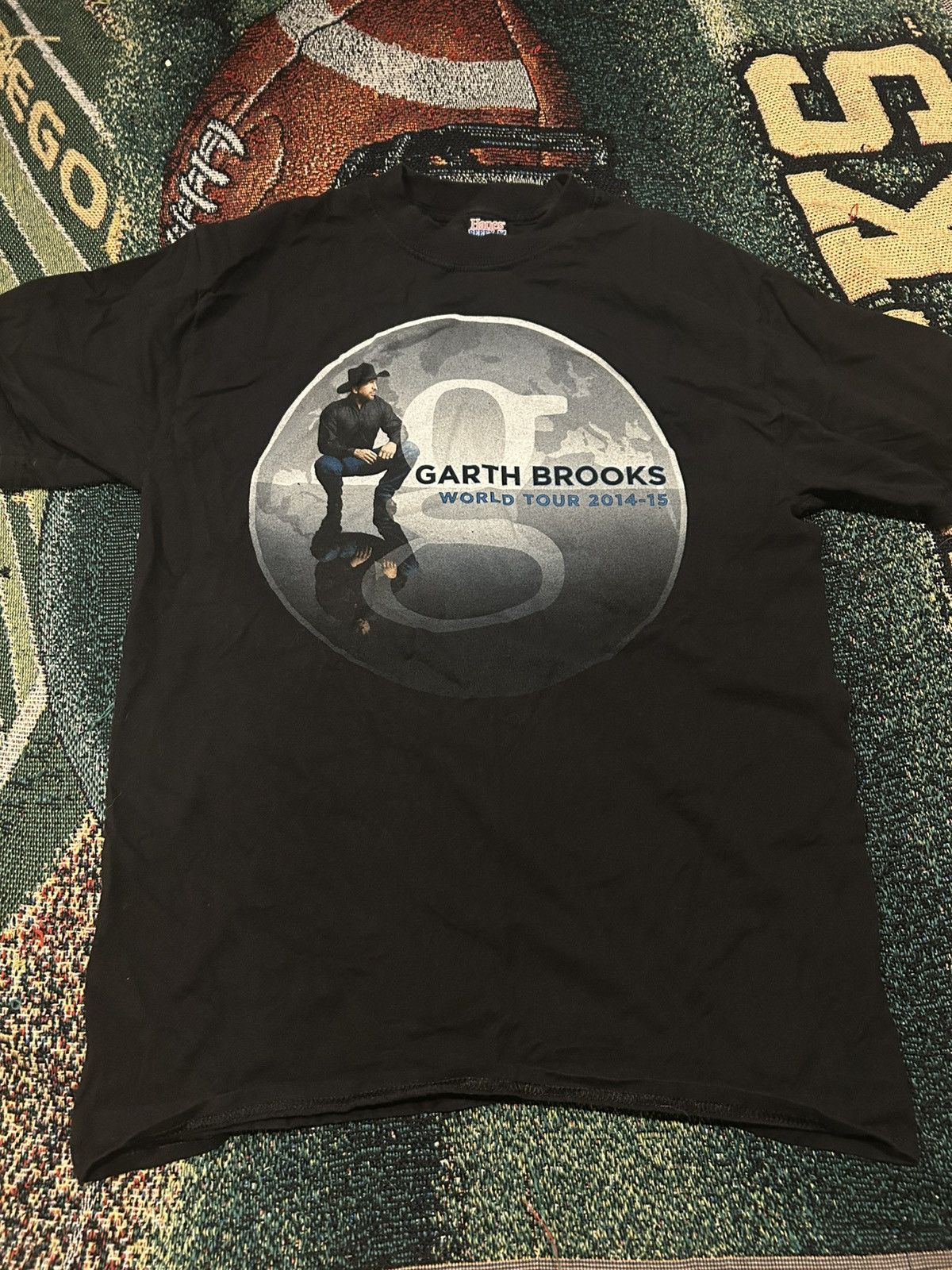 Other Medium Black Garth Brooks World Tour 2014-15 Size US M / EU 48-50 / 2 - 1 Thumbnail