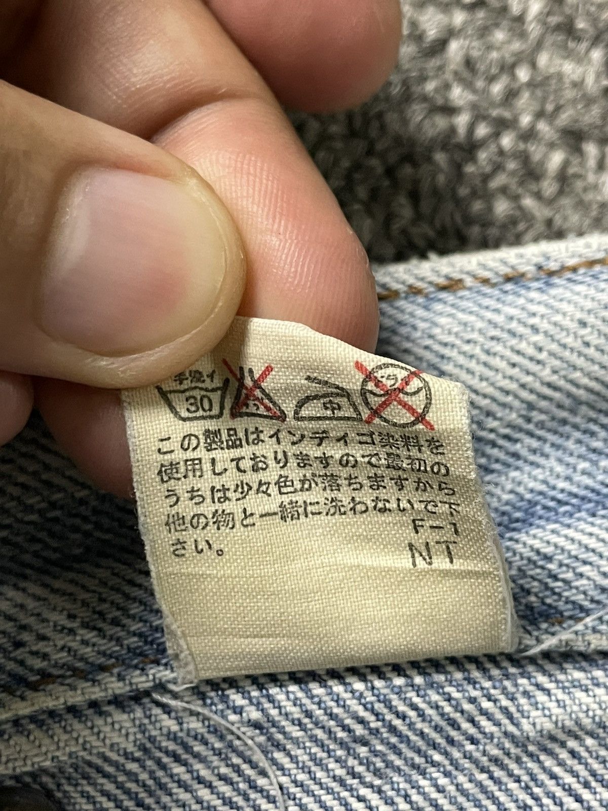 Trussardi × Vintage TRUSSARDI Men’s Tapered Distressed Denim Jeans (106) Size US 40 / EU 56 - 8 Thumbnail