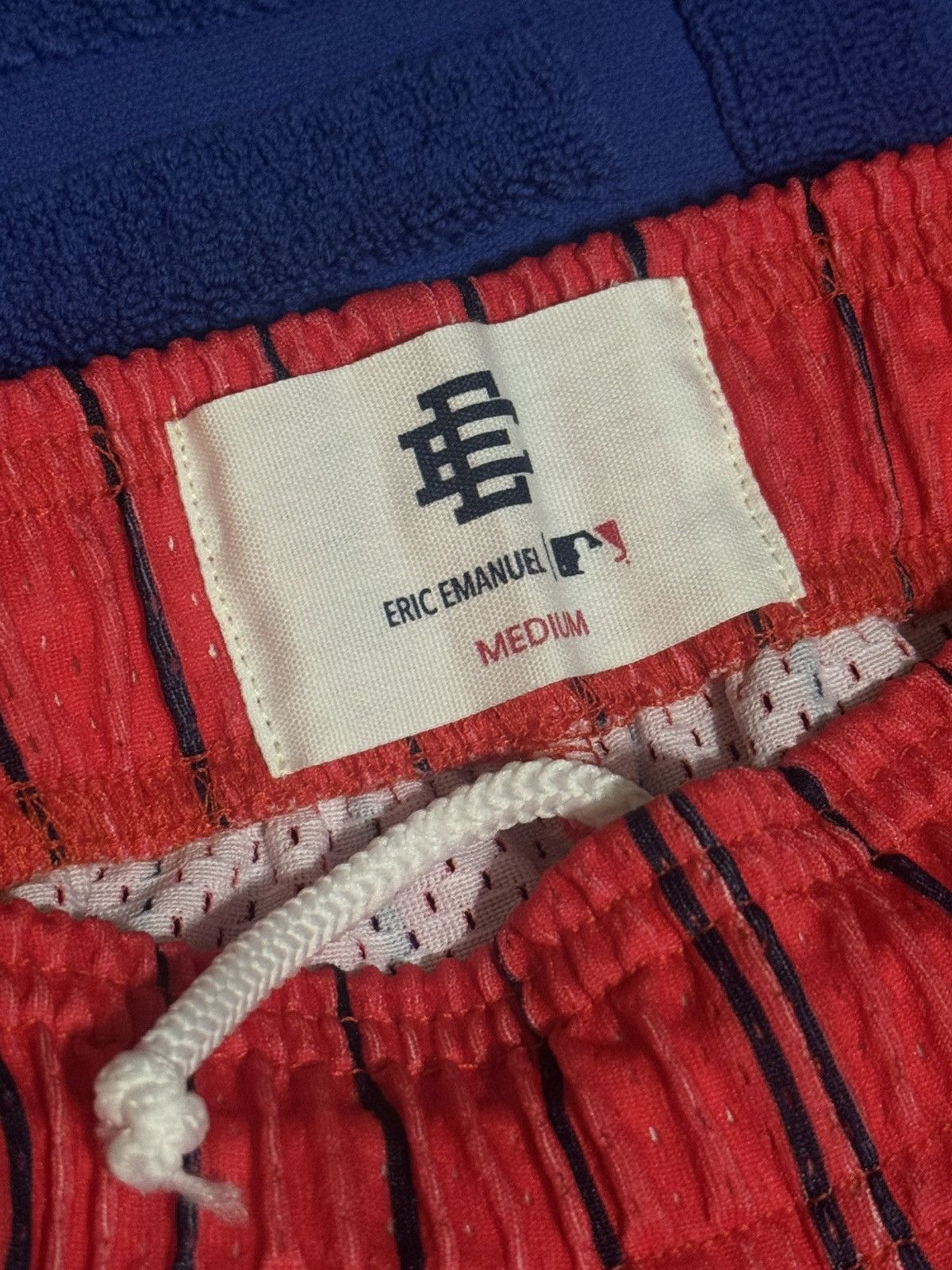 Eric Emanuel × MLB EE Eric Emanuel Phillies MLB “mismatched color” Mesh Shorts Size US 30 / EU 46 - 4 Thumbnail