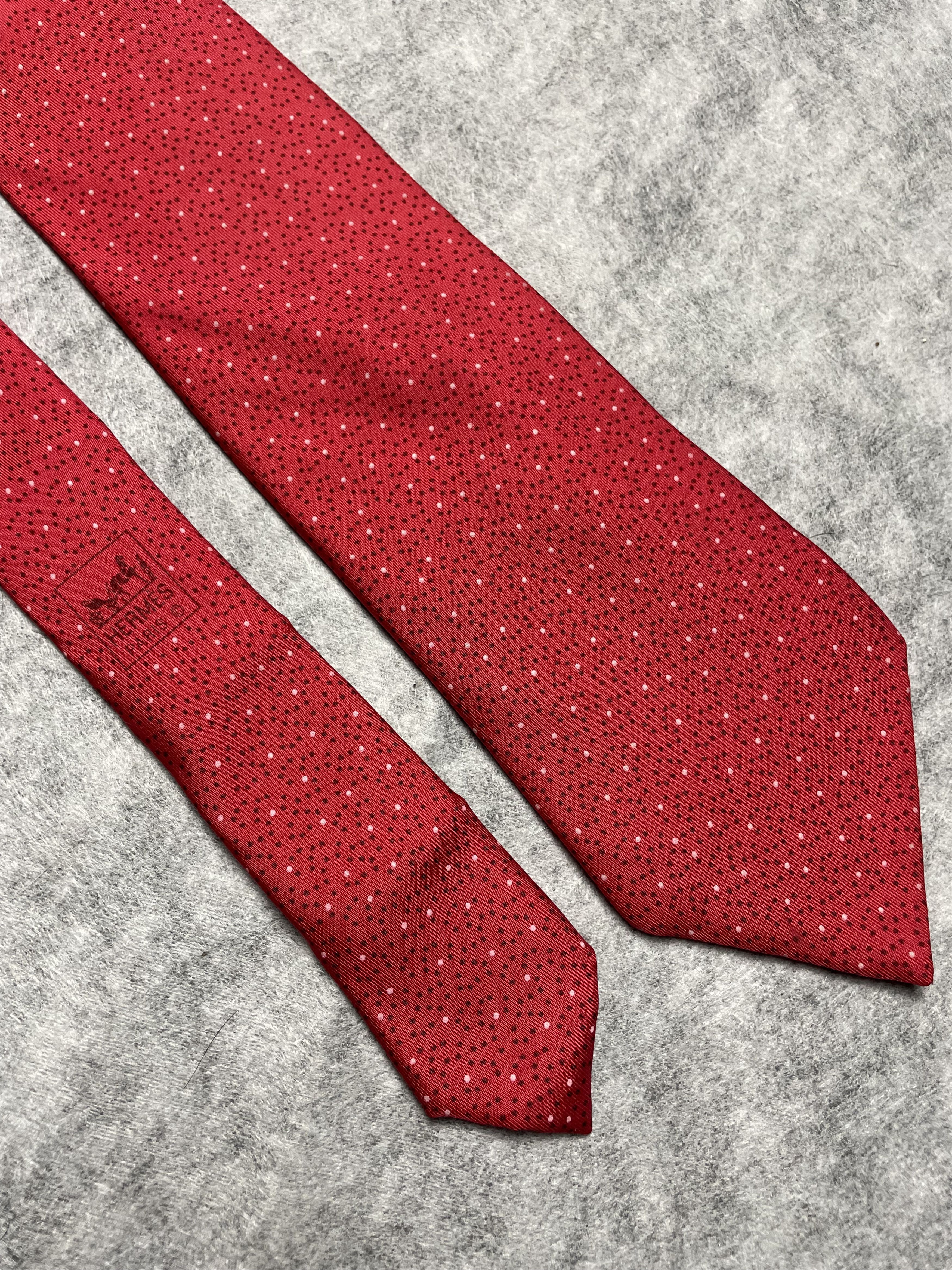 Hermes HERMES Paris 7902 MA Polka Dot Pattern Red Silk Tie Size ONE SIZE - 3 Thumbnail