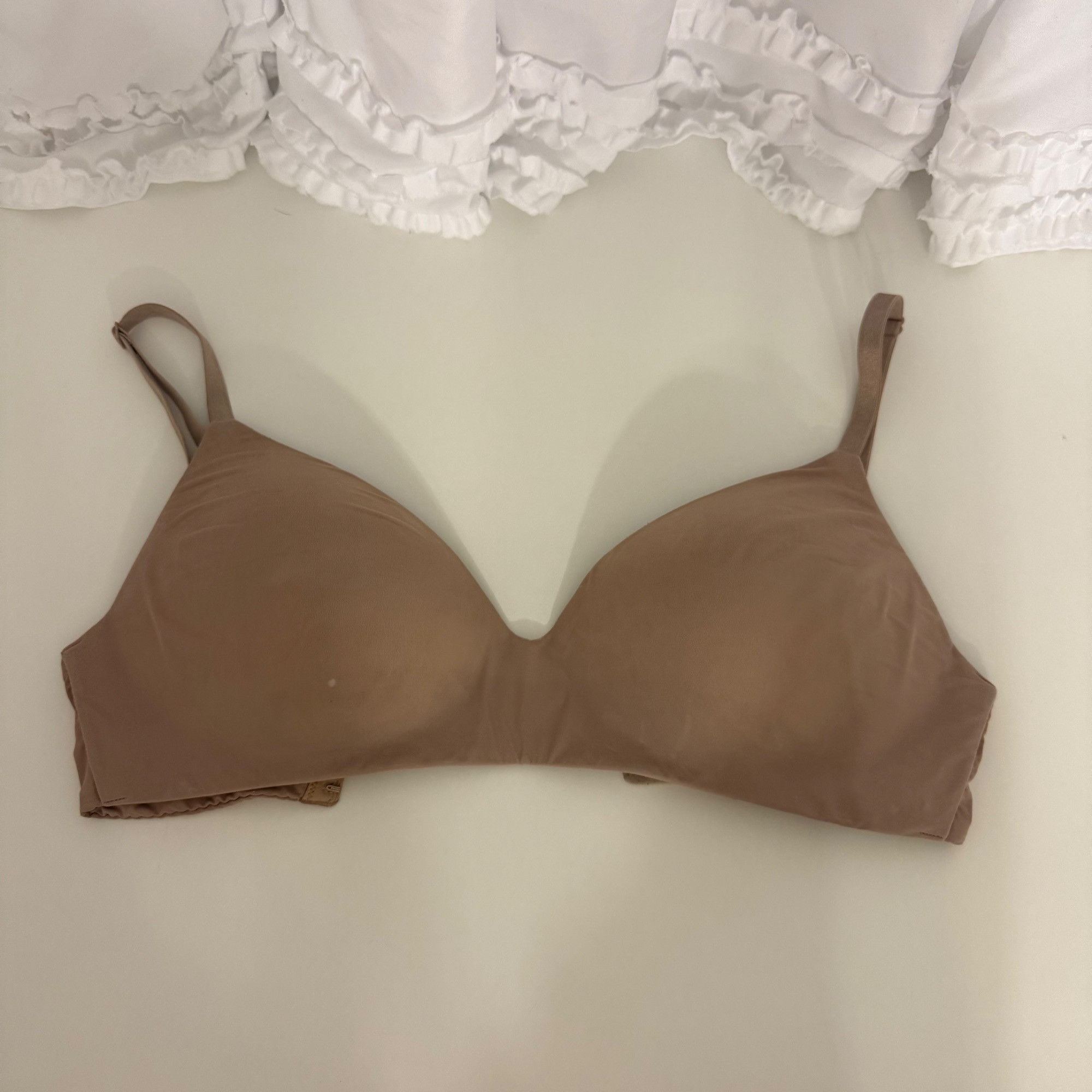Victoria's Secret Victorias Secret Nude Wireless Lightly Lined Bra 34DD Smooth Size ONE SIZE - 1 Thumbnail