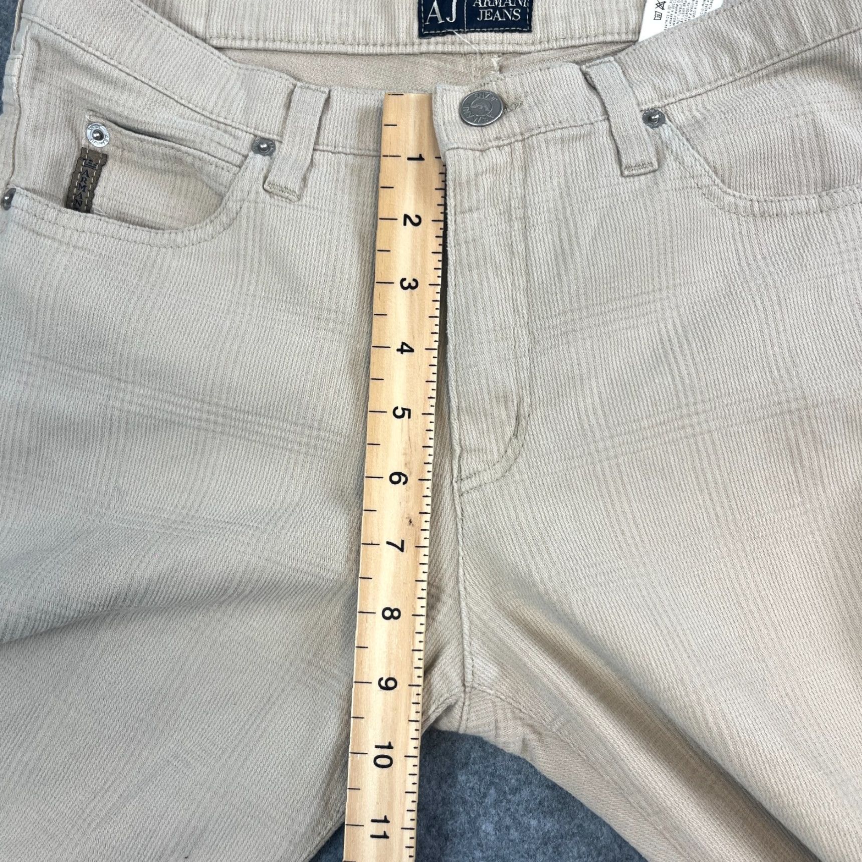 Vintage Armani Jeans Jeans Relaxed Straight 29 Beige 29 in Denim 5-Pocket Womens Regular XS? Size 29" - 7 Thumbnail