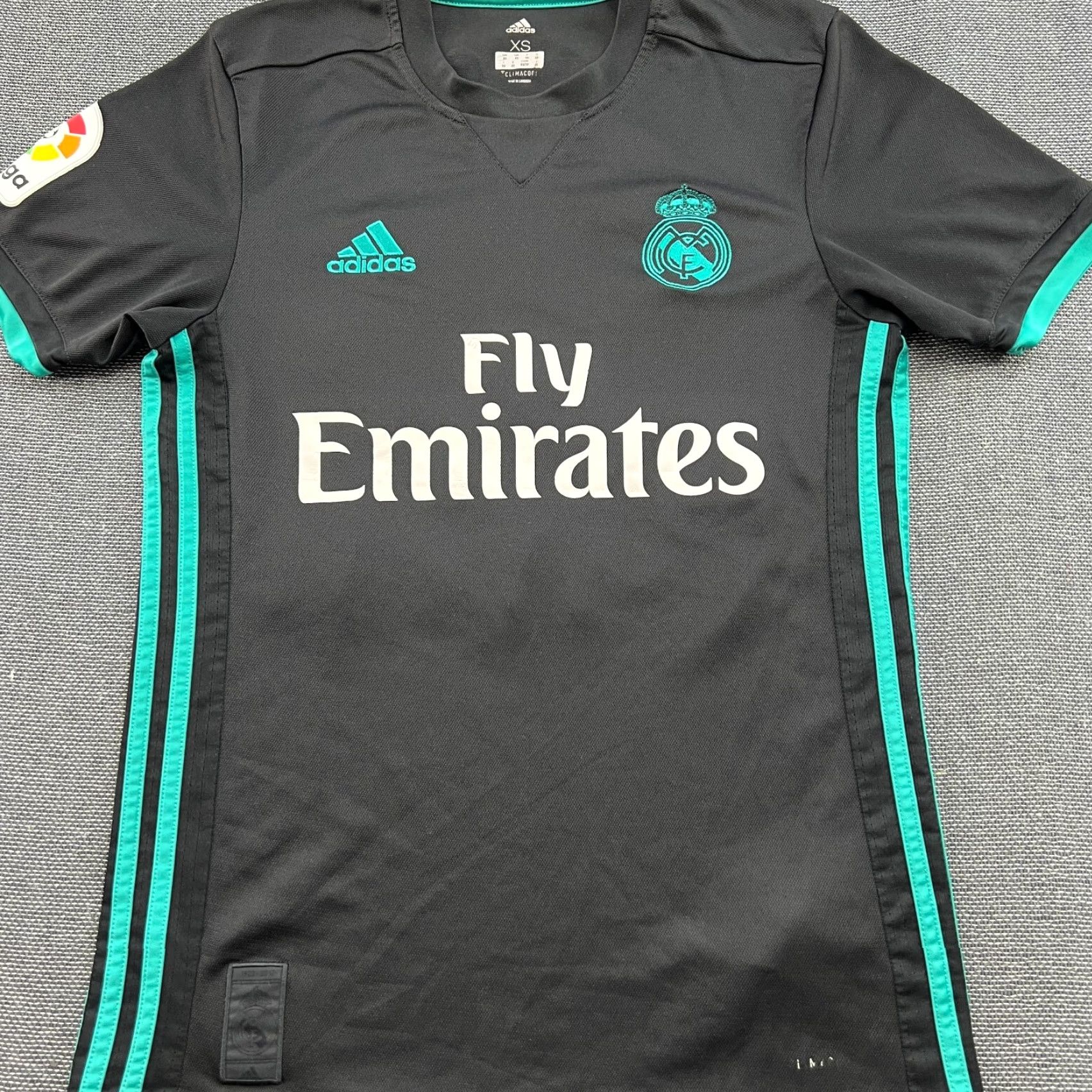 Adidas Real Madrid 2017 2018 Away ISCO #22 Mens Football Jersey Adidas Adult Shirt XS Black Size US XS / EU 42 / 0 - 3 Thumbnail
