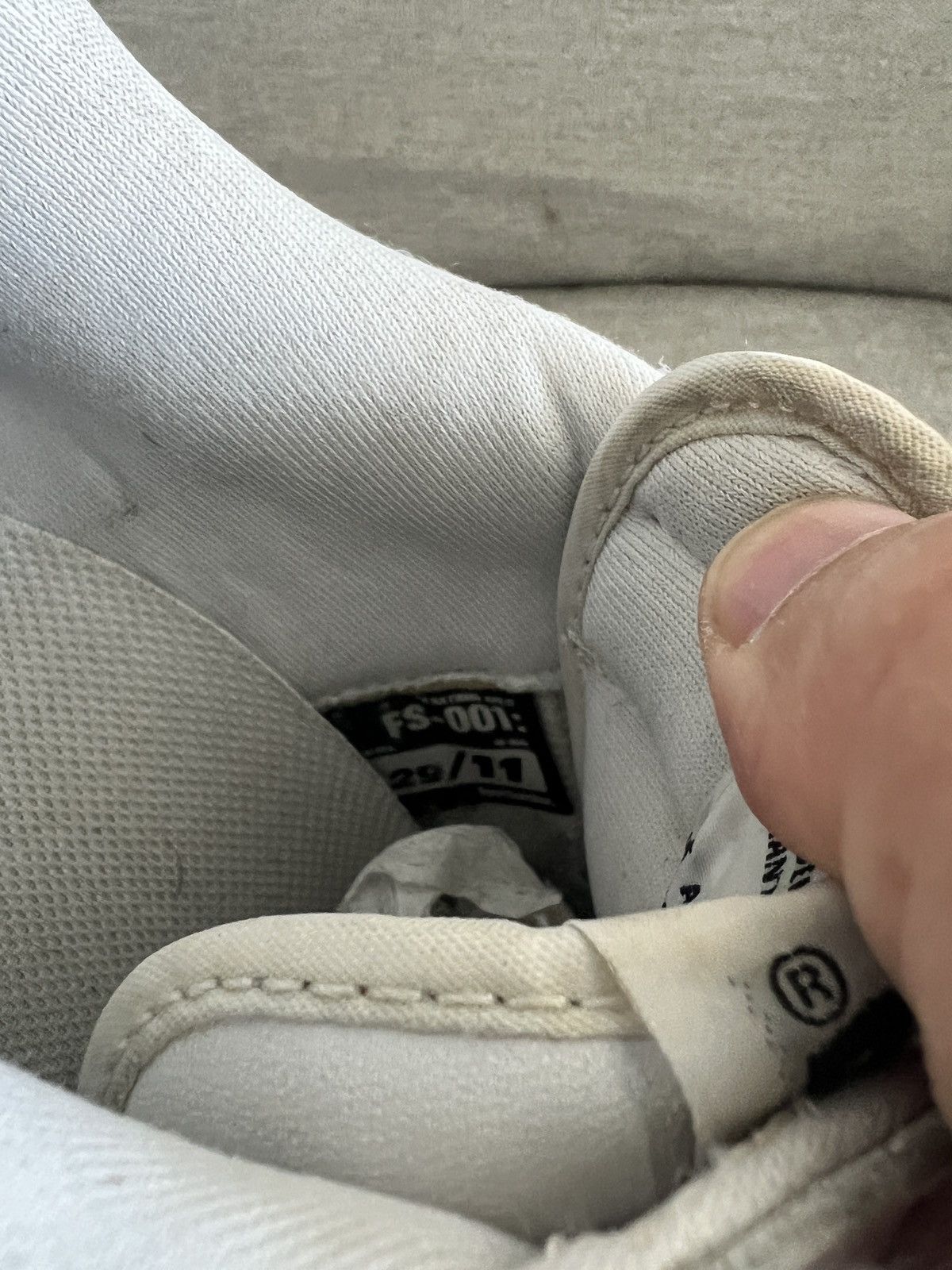 Bape A Bathing Ape Bape x Kaws Bapestas Sz 11 2005 Vintage Size US 11 / EU 44 - 11 Thumbnail