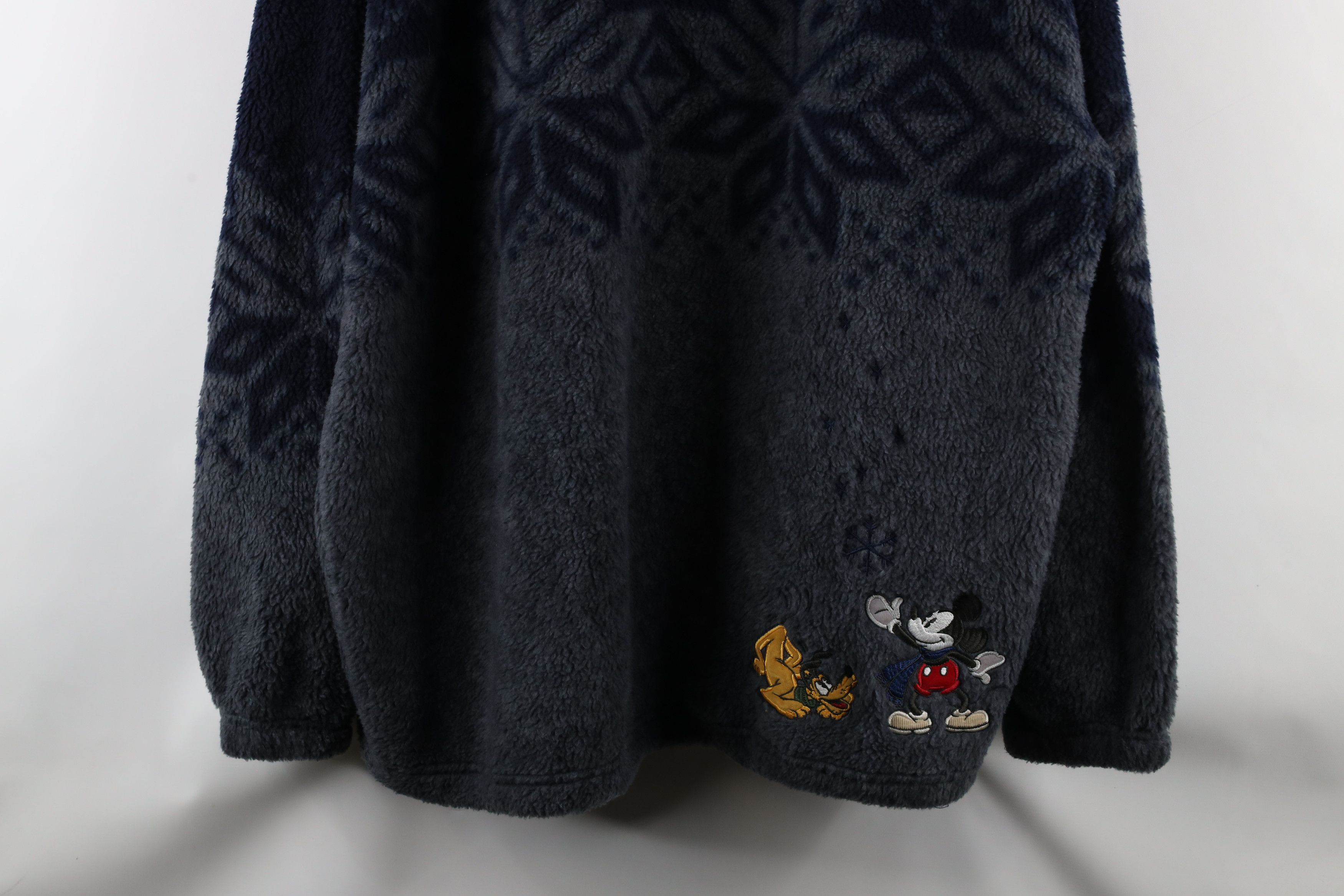 Disney × Vintage Vintage 90s Disney Mickey Mouse Pluto Dog Snowflake Sweater Size US XL / EU 56 / 4 - 3 Thumbnail