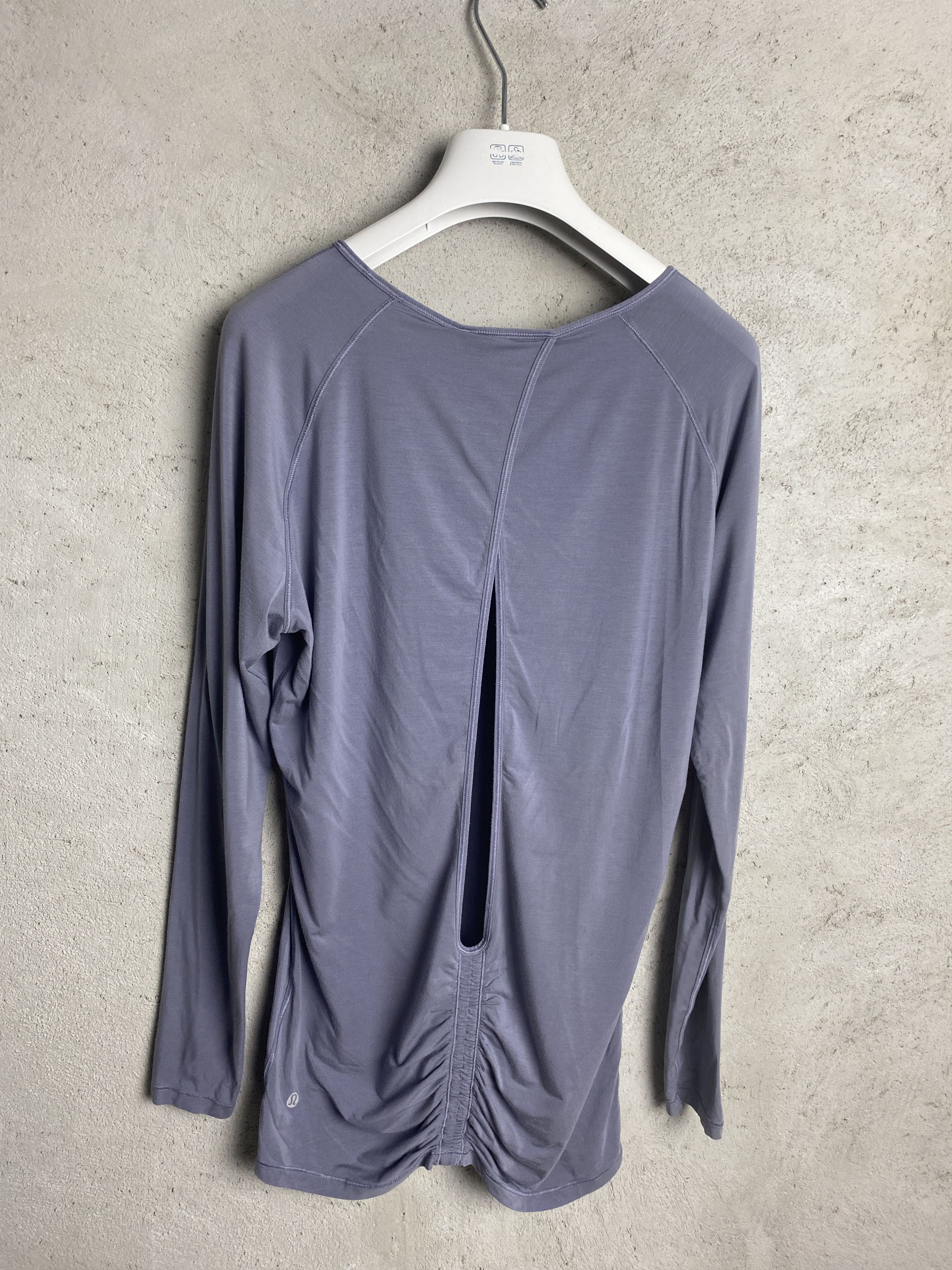 Lululemon Lululemon Deep stretch long sleeve t-shirt tee gym pilates Size M / US 6-8 / IT 42-44 - 1 Thumbnail