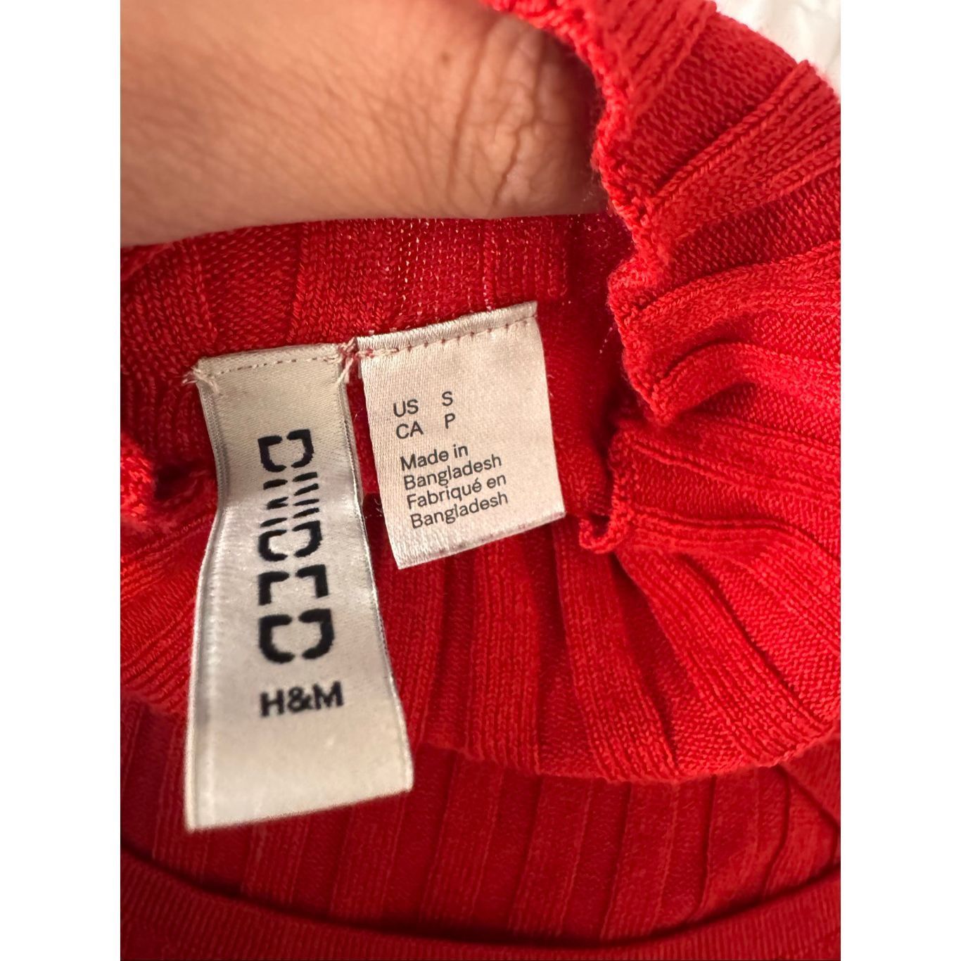 H&M H&M Divided Candy Red Ribbed Knit Mock Neck Cutout Chest Lon Size S / US 4 / IT 40 - 5 Thumbnail