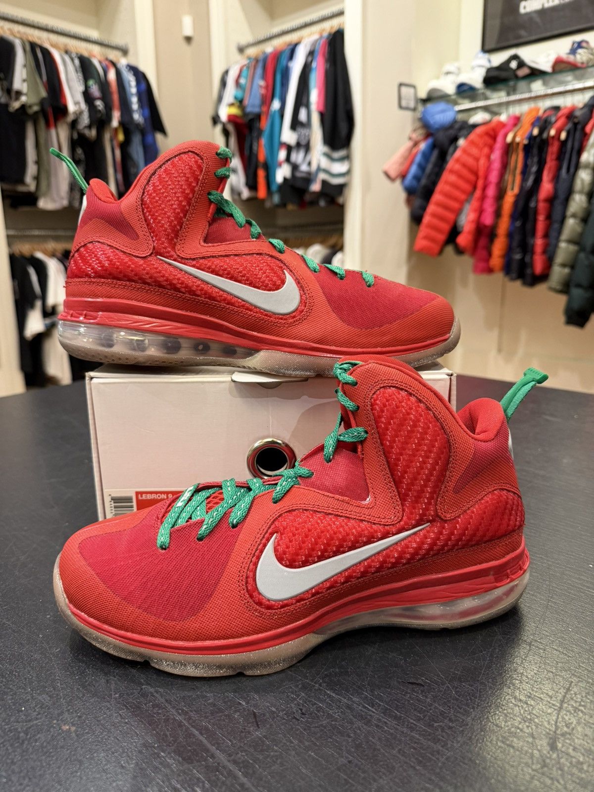 Nike Nike Lebron 9 ‘Christmas’ Size US 8 / EU 41 - 1 Thumbnail