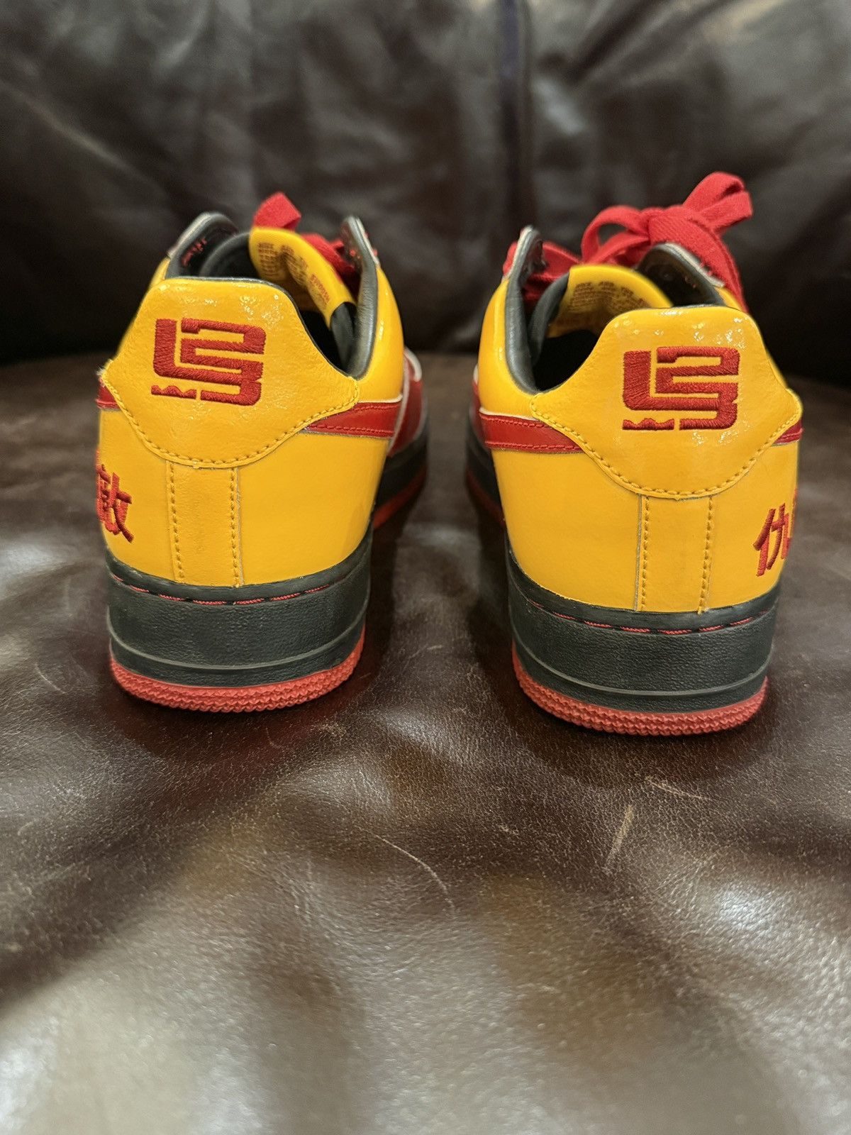 Nike Nike Air Force 1 Low “Chamber of Fear - Hater” 311729-661 DS Size US 7 / EU 40 - 9 Thumbnail