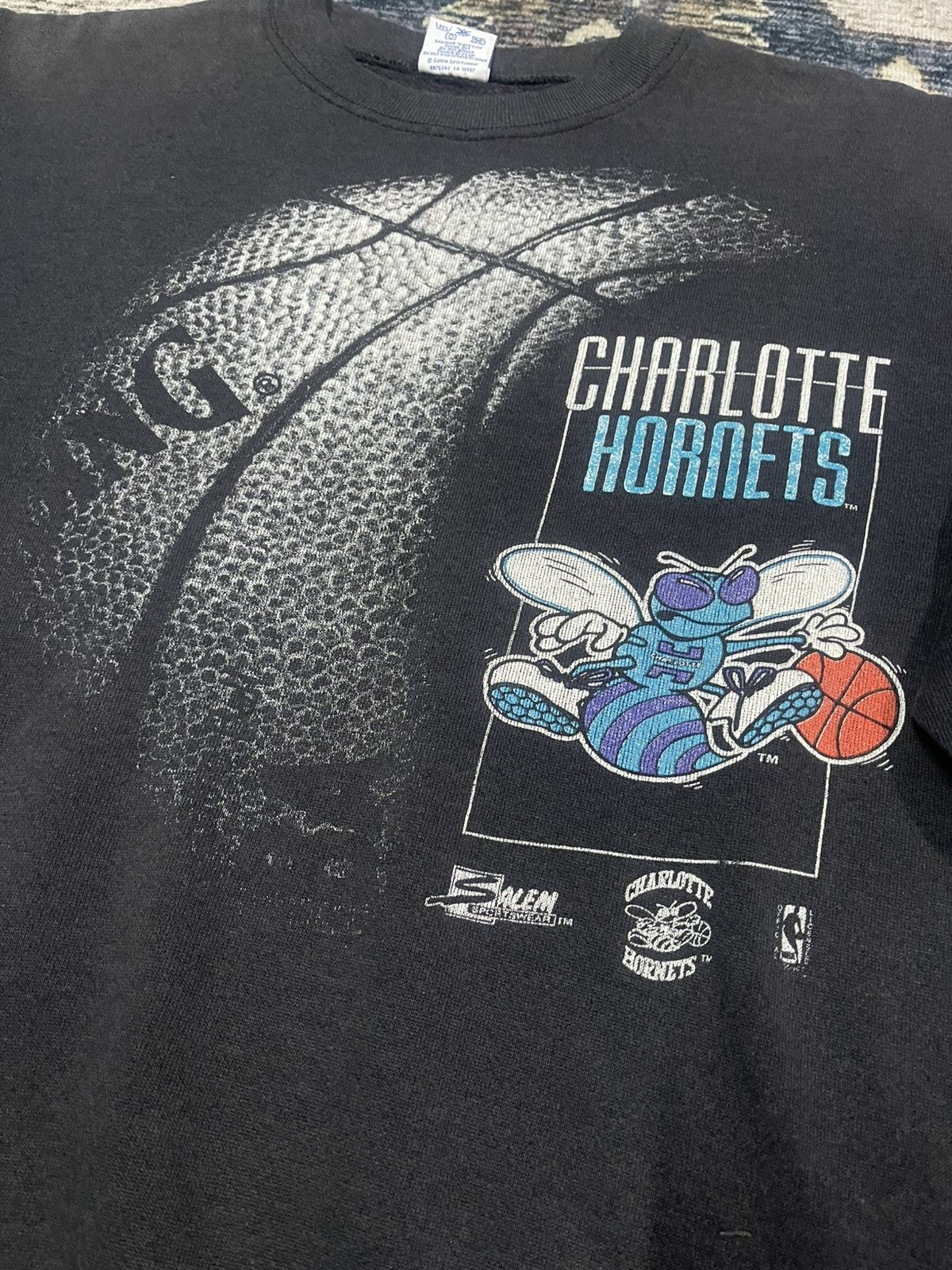 NBA × Salem Sportswear × Vintage 🔥HOT🔥VINTAGE 90S SALEM SPORTSWEAR CHARLOTTE HORNETS CREWNECK Size US M / EU 48-50 / 2 - 4 Thumbnail
