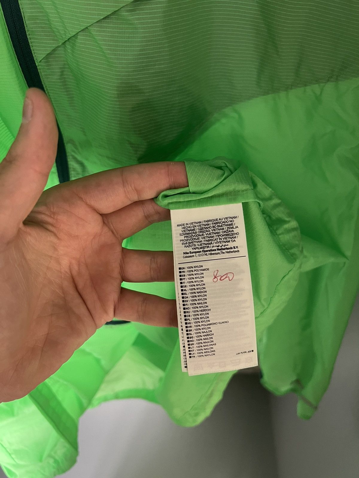 Nike VERY RARE NIKE RUNNING RAIN LIGHT JACKET NYLON JAPAN STYLE Size US XXL / EU 58 / 5 - 5 Thumbnail