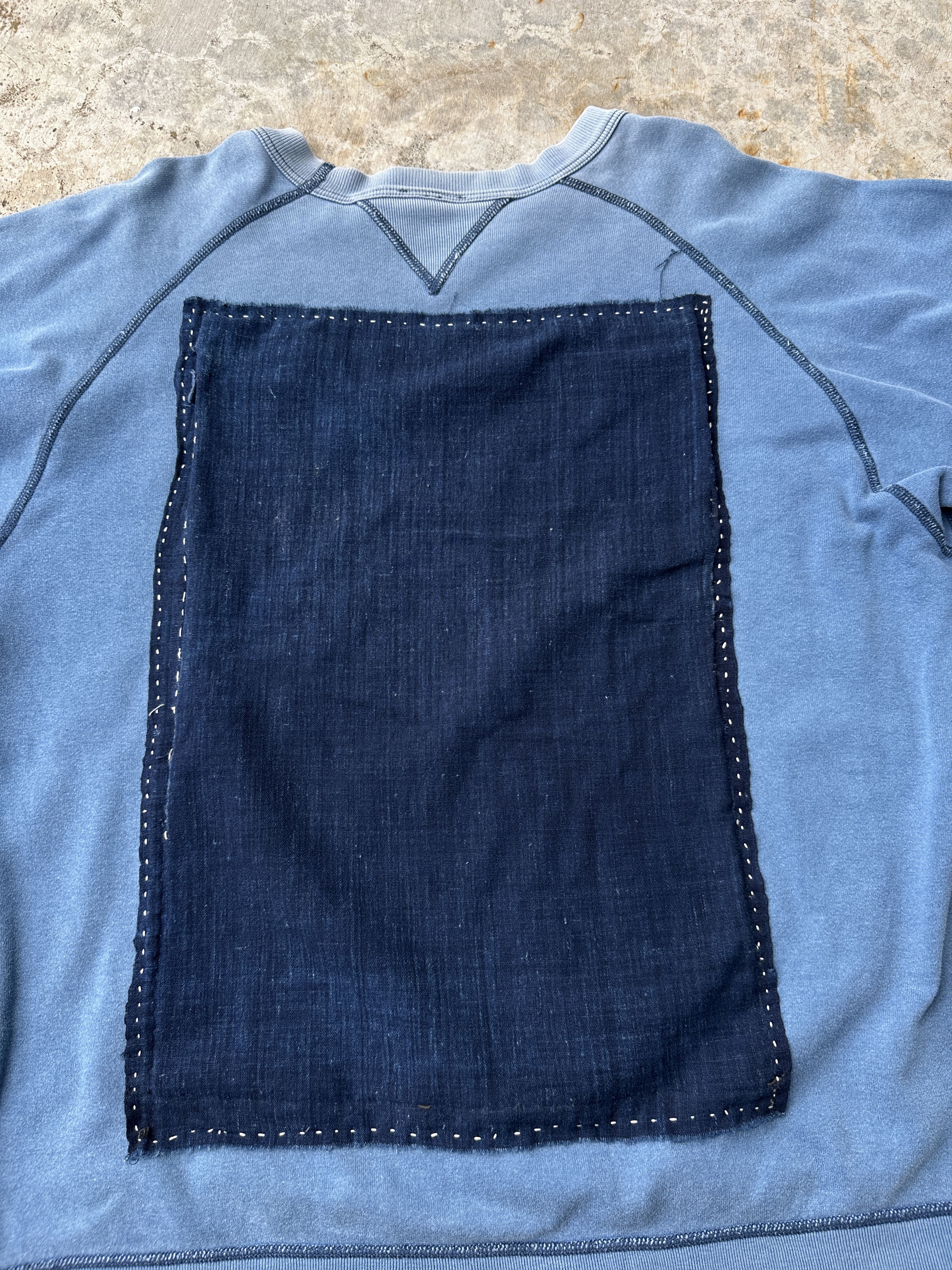Vintage Boro Patchwork Sashiko Sunfade Sweatshirt Indigo Kountry Size US L / EU 52-54 / 3 - 6 Thumbnail