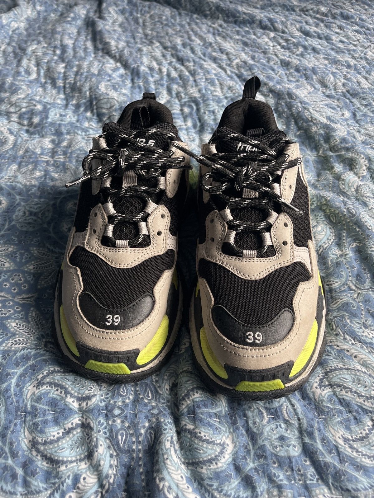Balenciaga balenciaga triple s Size US 6 / EU 39 - 1 Thumbnail