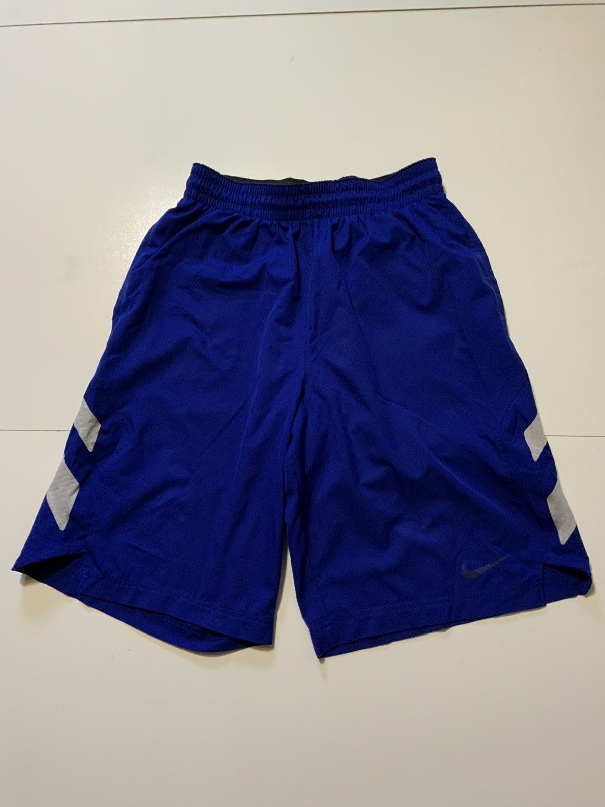 Nike Nike Basketball Kobe Bryant Black Mamba Logo Mesh Shorts Size US 34 / EU 50 - 1 Thumbnail