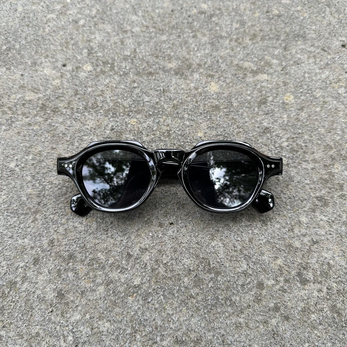 Other SUNGLASSES BRAND NEW CLASSIC RETRO VINTAGE QB9908-02 Size ONE SIZE - 1 Thumbnail