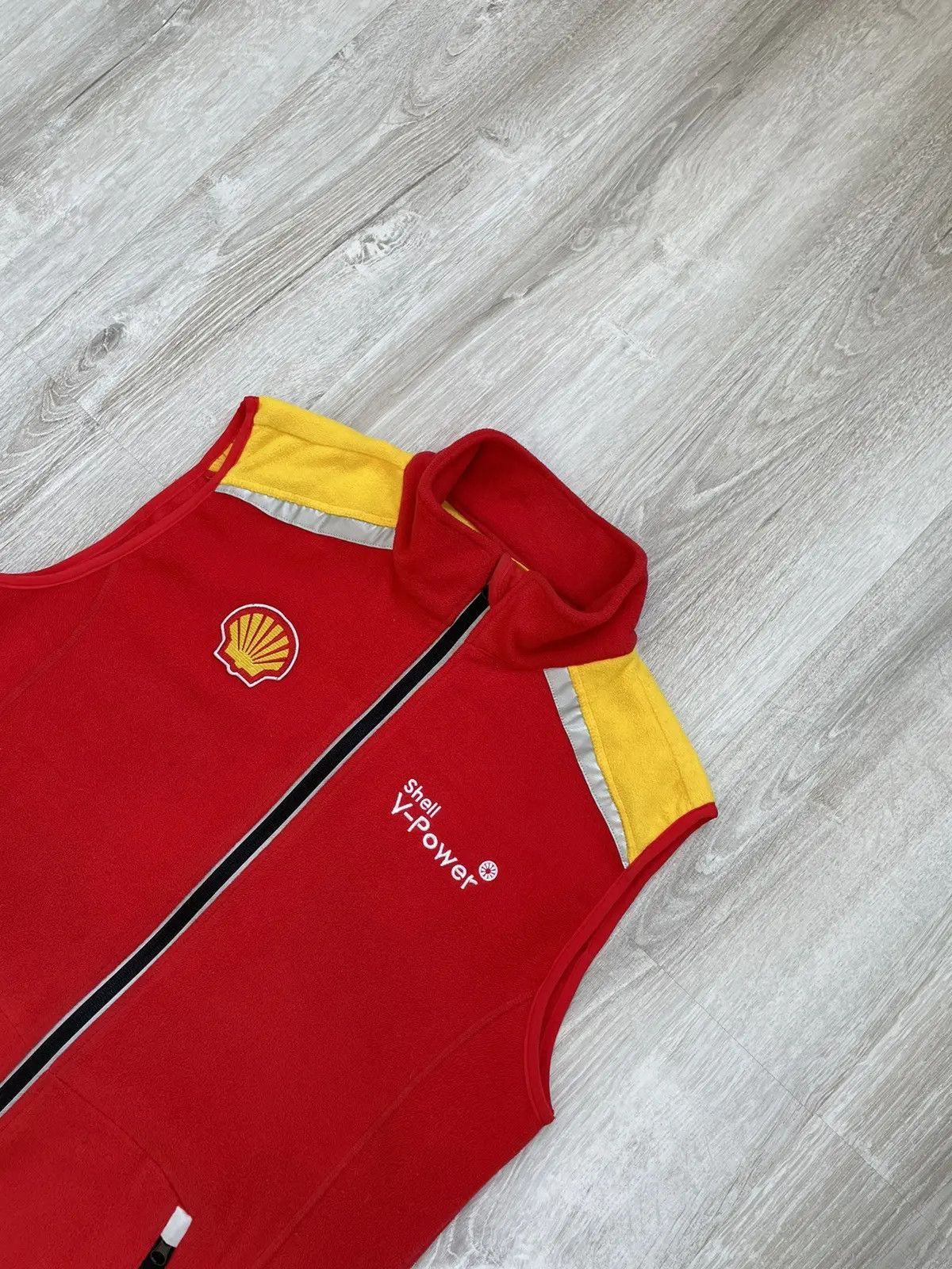 DHL Vintage Shell V-Power Fleece Vest Size US S / EU 44-46 / 1 - 5 Thumbnail