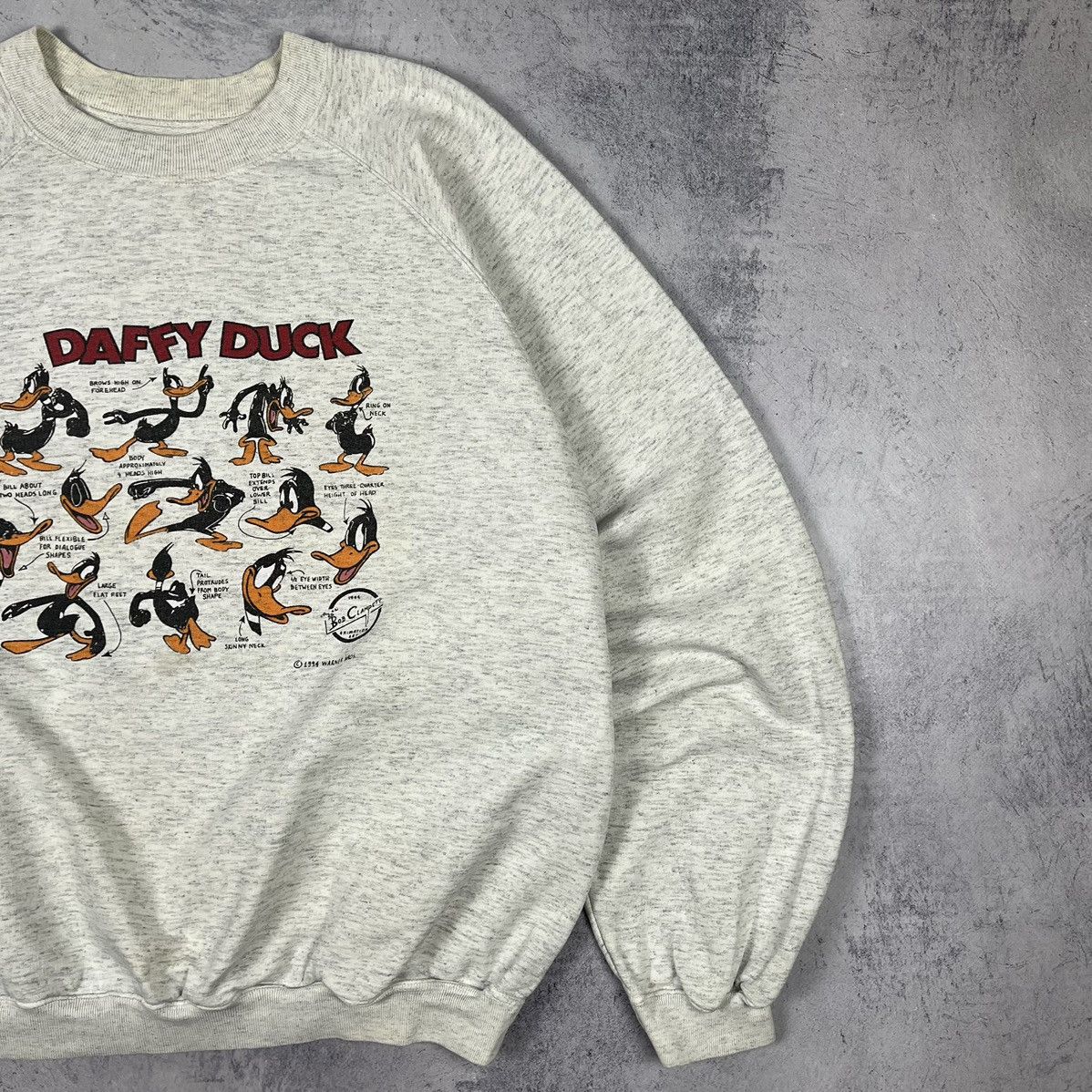 Vintage Vintage Duffy Duck Warner Bros cartoon sweatshirt 1994 Size US M / EU 48-50 / 2 - 4 Thumbnail