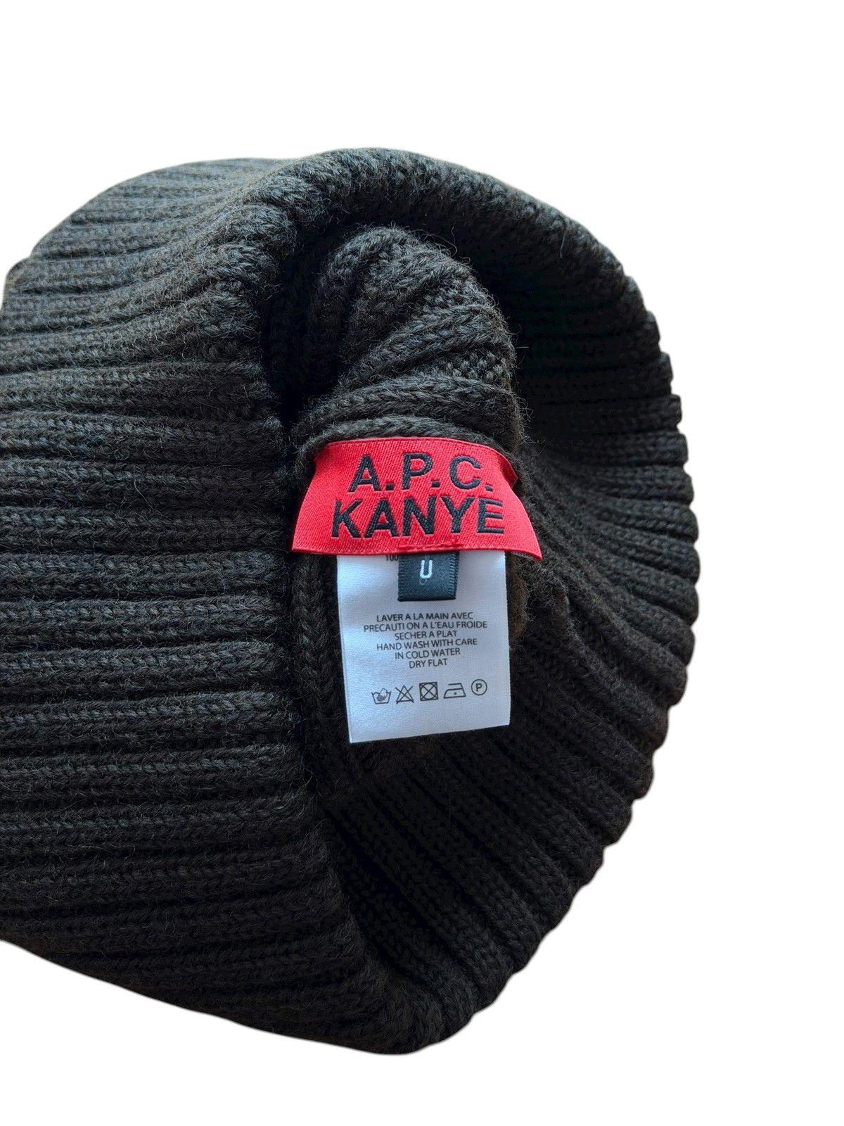 A.P.C. × Kanye West *RARE* KANYE WEST YE X APC PARIS AK BEANIE ARMY Size ONE SIZE - 3 Thumbnail