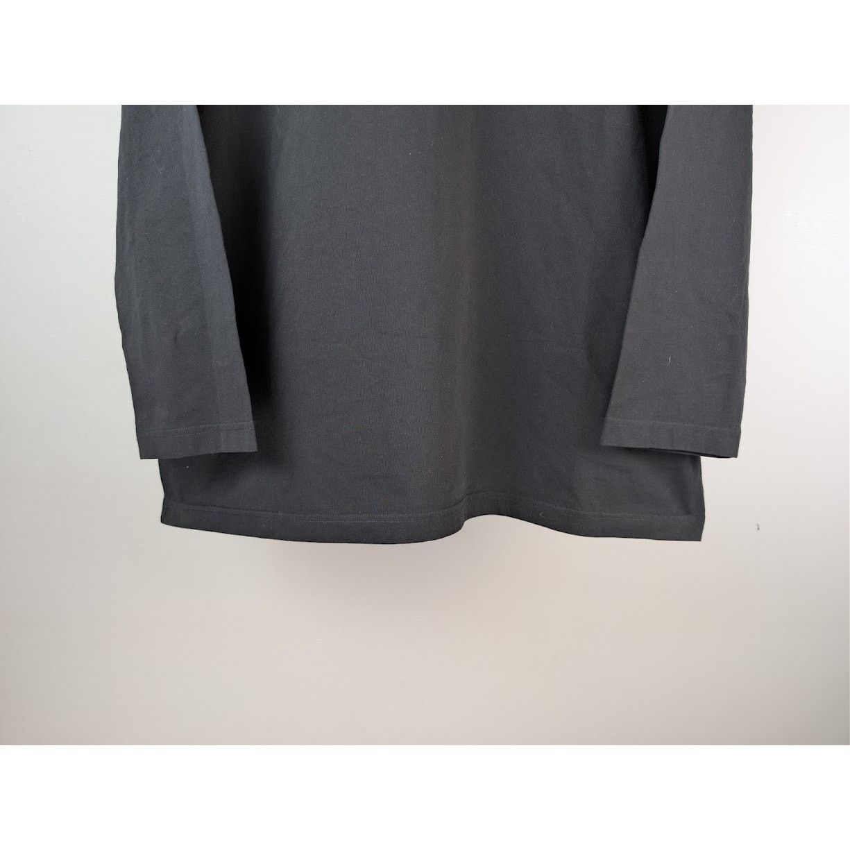 Balenciaga o1rshd1 Paris Vintage Jersey L/S T-Shirt in Black Size US L / EU 52-54 / 3 - 4 Thumbnail