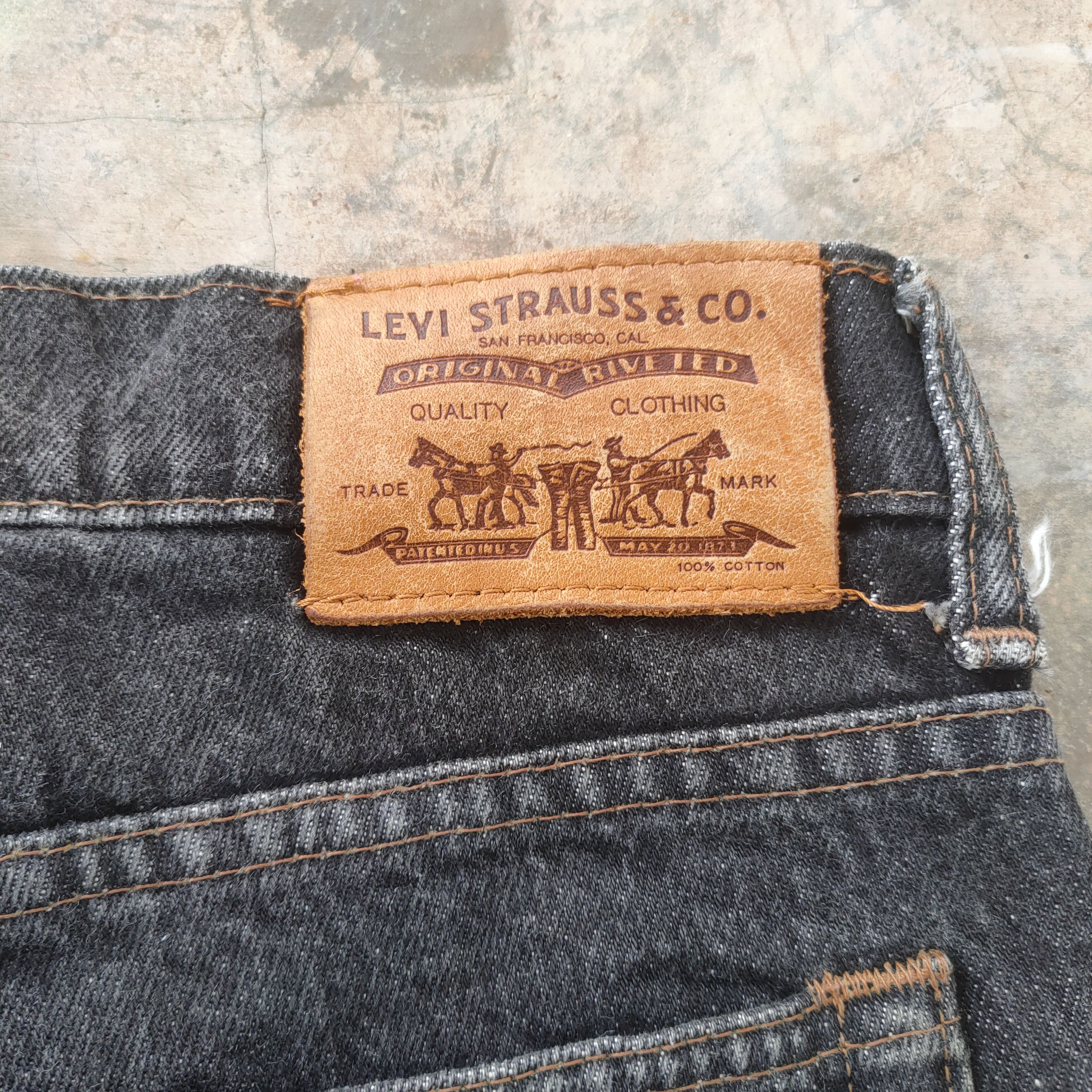 Levi's Vintage Clothing W30 VINTAGE 89' LEVI'S 626 RIPPED FADED BLACK JEANS DENIM Size US 30 / EU 46 - 13 Thumbnail