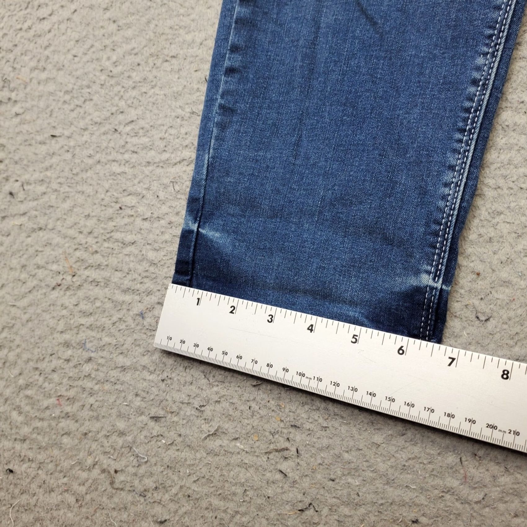 White House Black Market WHBM Jeans Womens 10 Blue Denim Whiskered High Waisted Streetwear Straight Leg Jeans Size 32" / US 10 / IT 46 - 5 Thumbnail