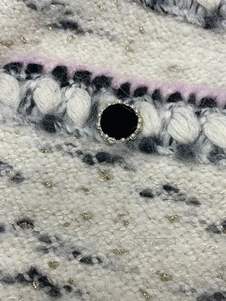 Chanel Chanel 21 Castle Series Knit Skirt. Size US 36 / EU 52 - 2 Thumbnail