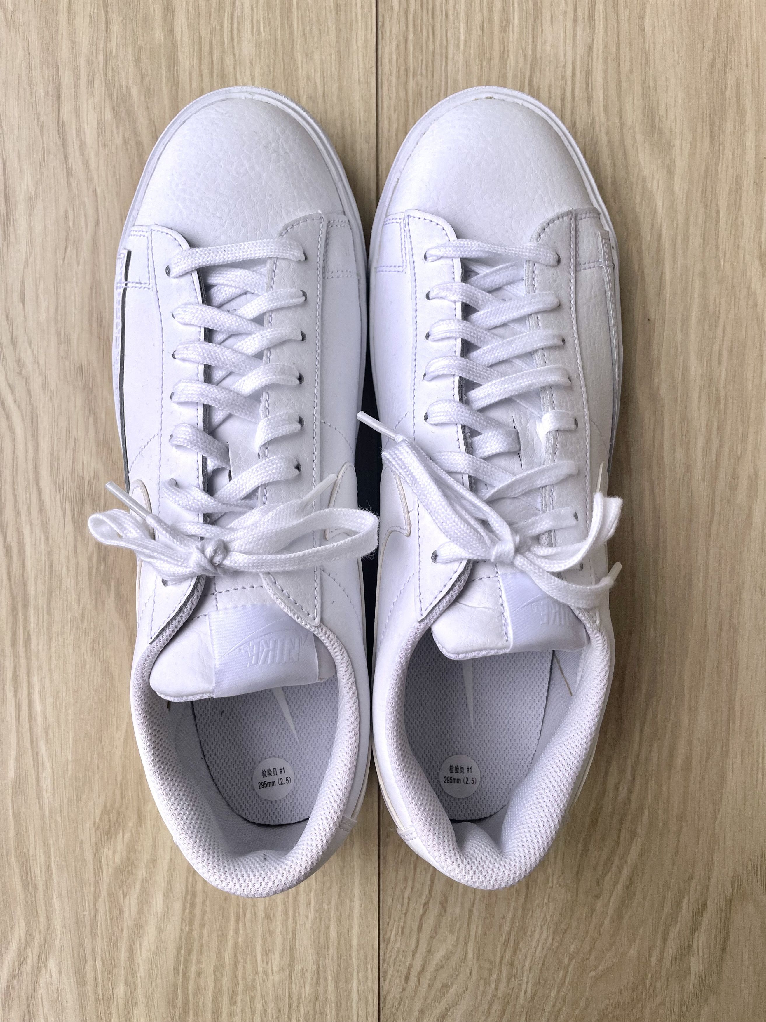 Nike BRAND NEW NIKE BLAZER LOW LE TRIPLE WHITE LEATHER SNEAKERS Size US 12 / EU 45 - 7 Thumbnail