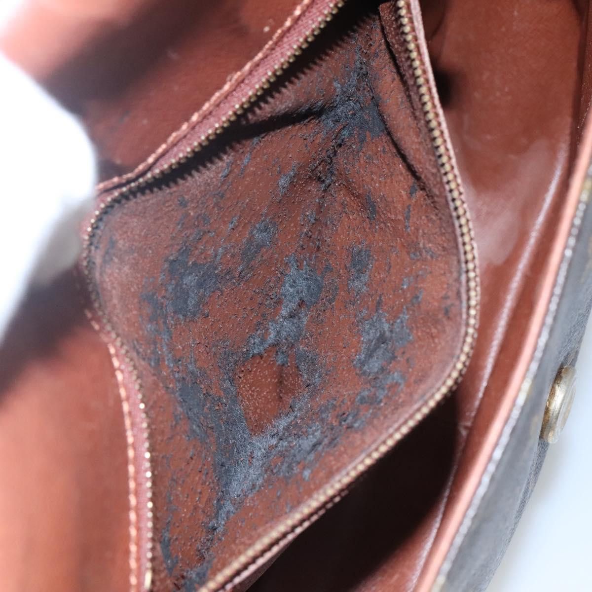 Louis Vuitton LOUIS VUITTON Monogram Saint Cloud GM Shoulder Bag M51242 Size ONE SIZE - 11 Thumbnail