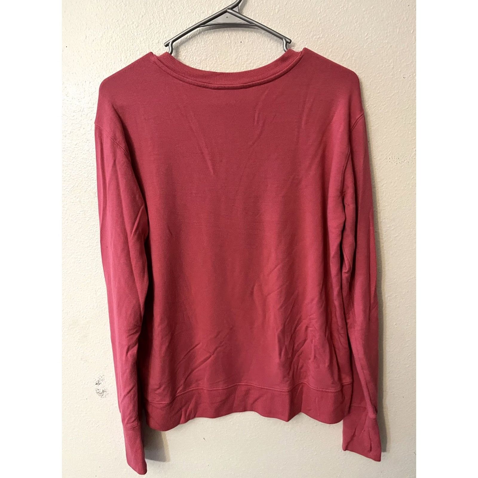 Athleta Athleta Sunrise Sweatshirt Medium Pink Solid V-Neck 982372 Size M / US 6-8 / IT 42-44 - 2 Thumbnail
