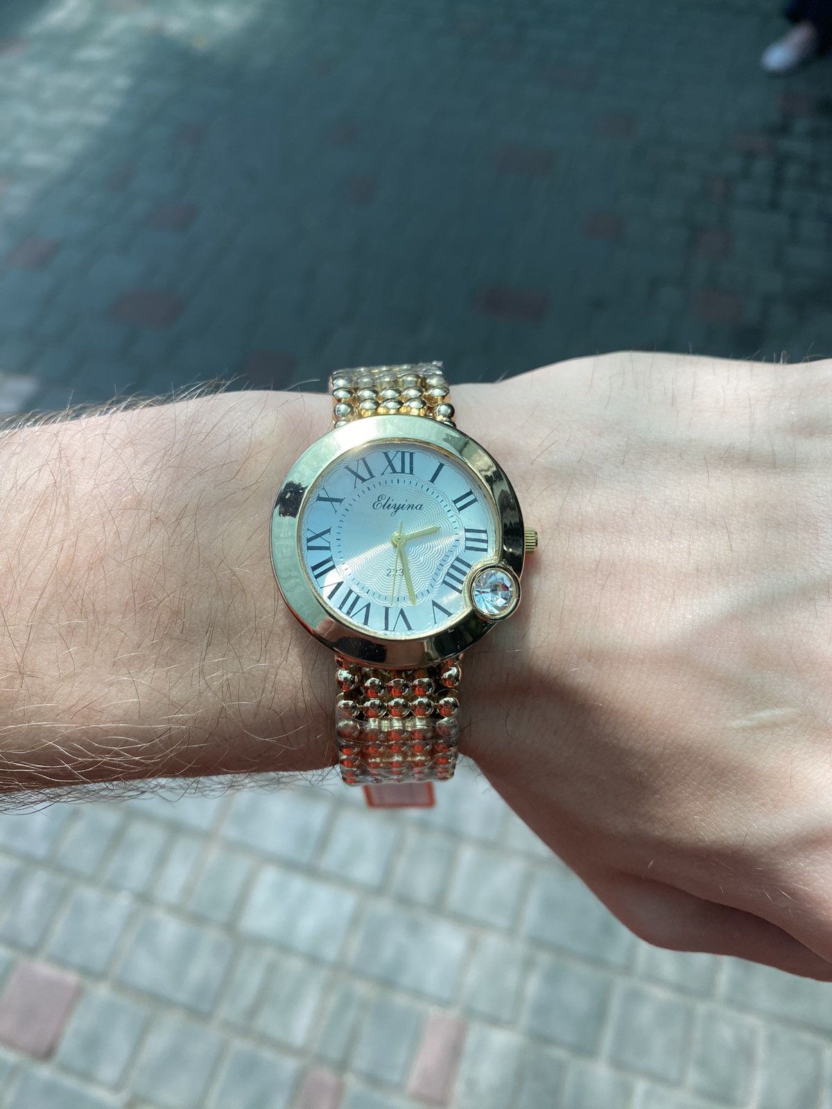 Japanese Brand Luxe Gold Watch - Bejeweled Strap Elegance Size ONE SIZE - 6 Thumbnail