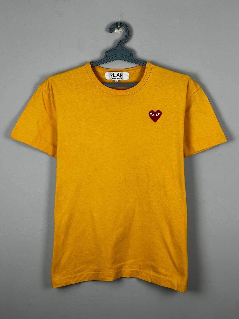 Comme des Garcons PLAY Comme des Garcons PLAY Heart Logo Streetwear T Shirt Size US XL / EU 56 / 4 - 1 Thumbnail
