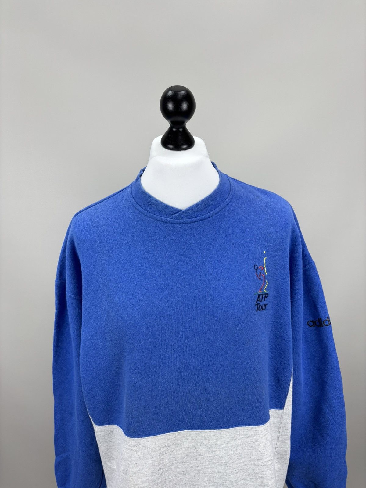 Mens vintage sweatshirt Adidas ATP Tour Size L Color Blue