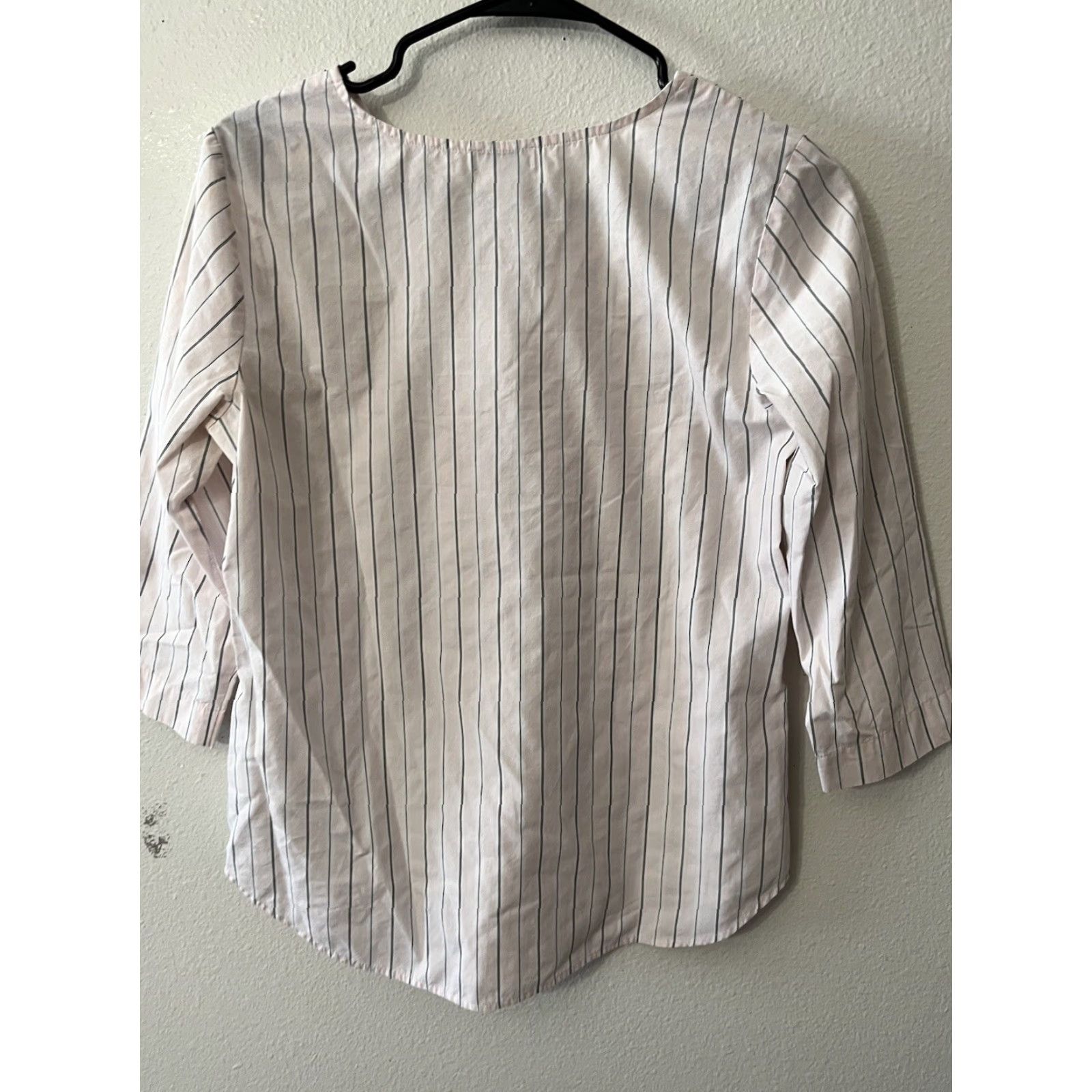 Van Heusen Van Heusen Women’s Blouse Pink White Striped V-Neck 3/4 Sleeve S Knit Polyester 100% Regular Size S / US 4 / IT 40 - 2 Thumbnail