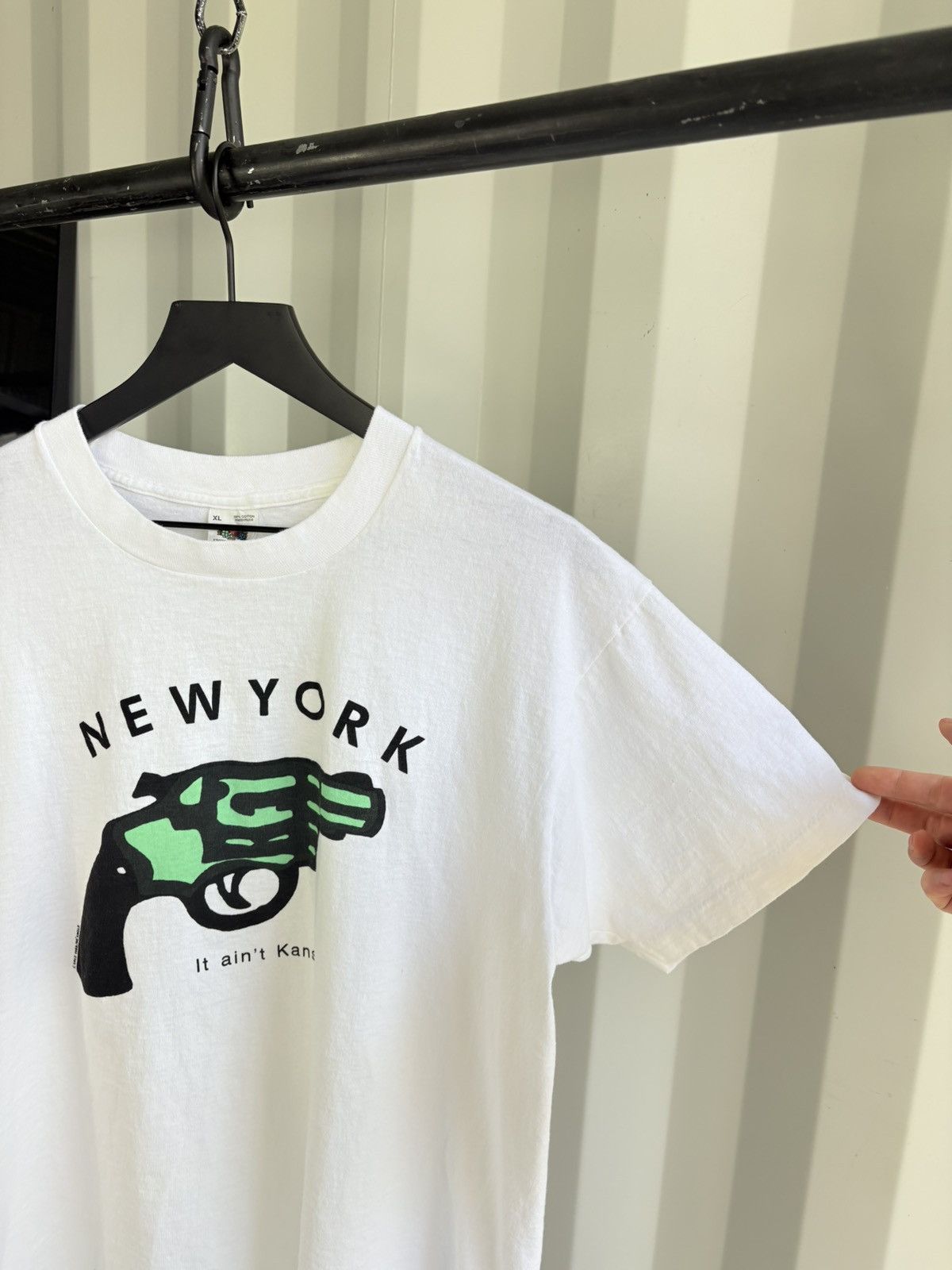 Vintage Thrashed New York Aint Kansas Distressed Faded ERD GRUNGE Size US XL / EU 56 / 4 - 2 Thumbnail