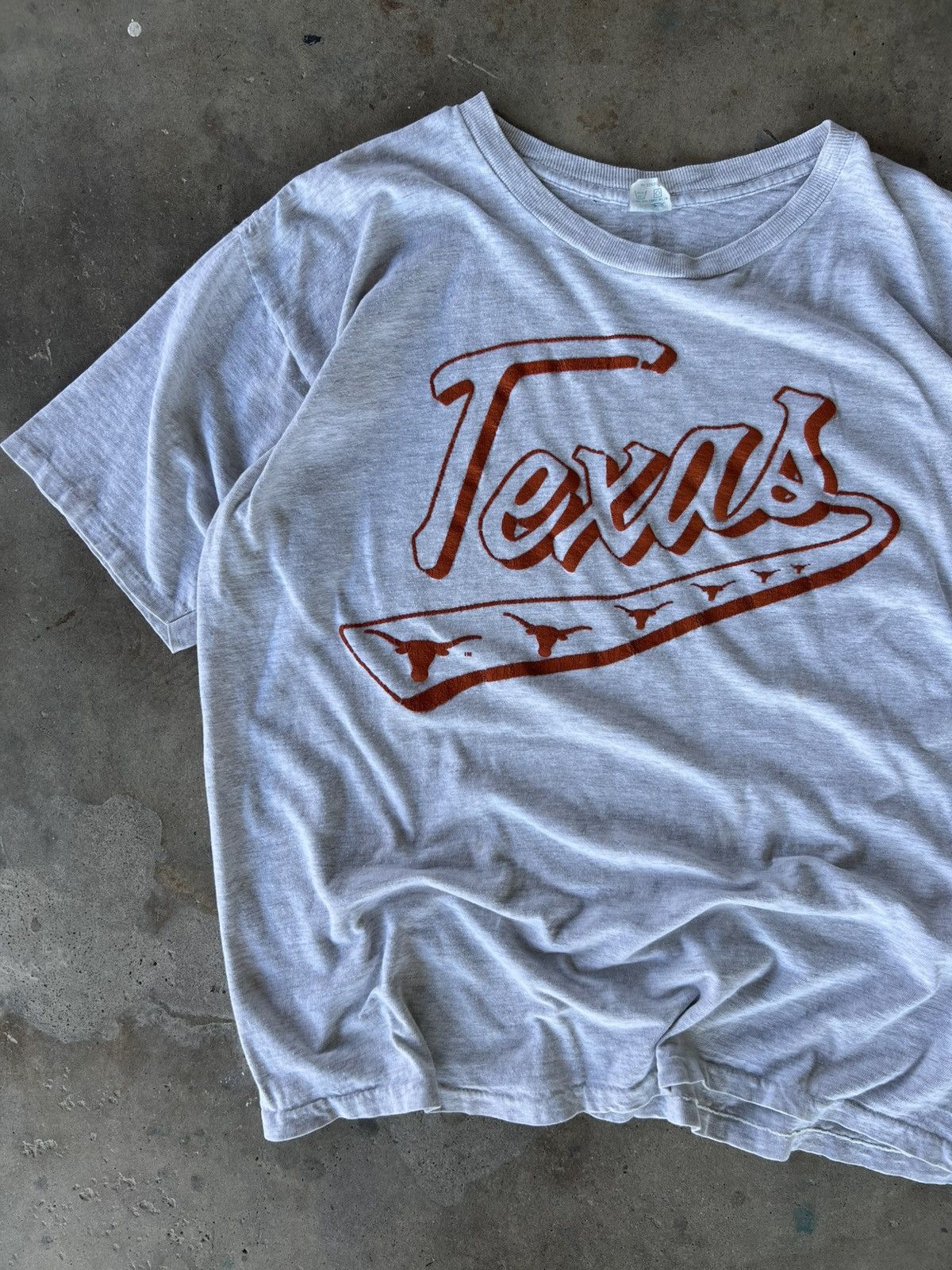 Vintage Vintage 90’s University of Texas Longhorns NCAA T Shirt Size US L / EU 52-54 / 3 - 1 Thumbnail