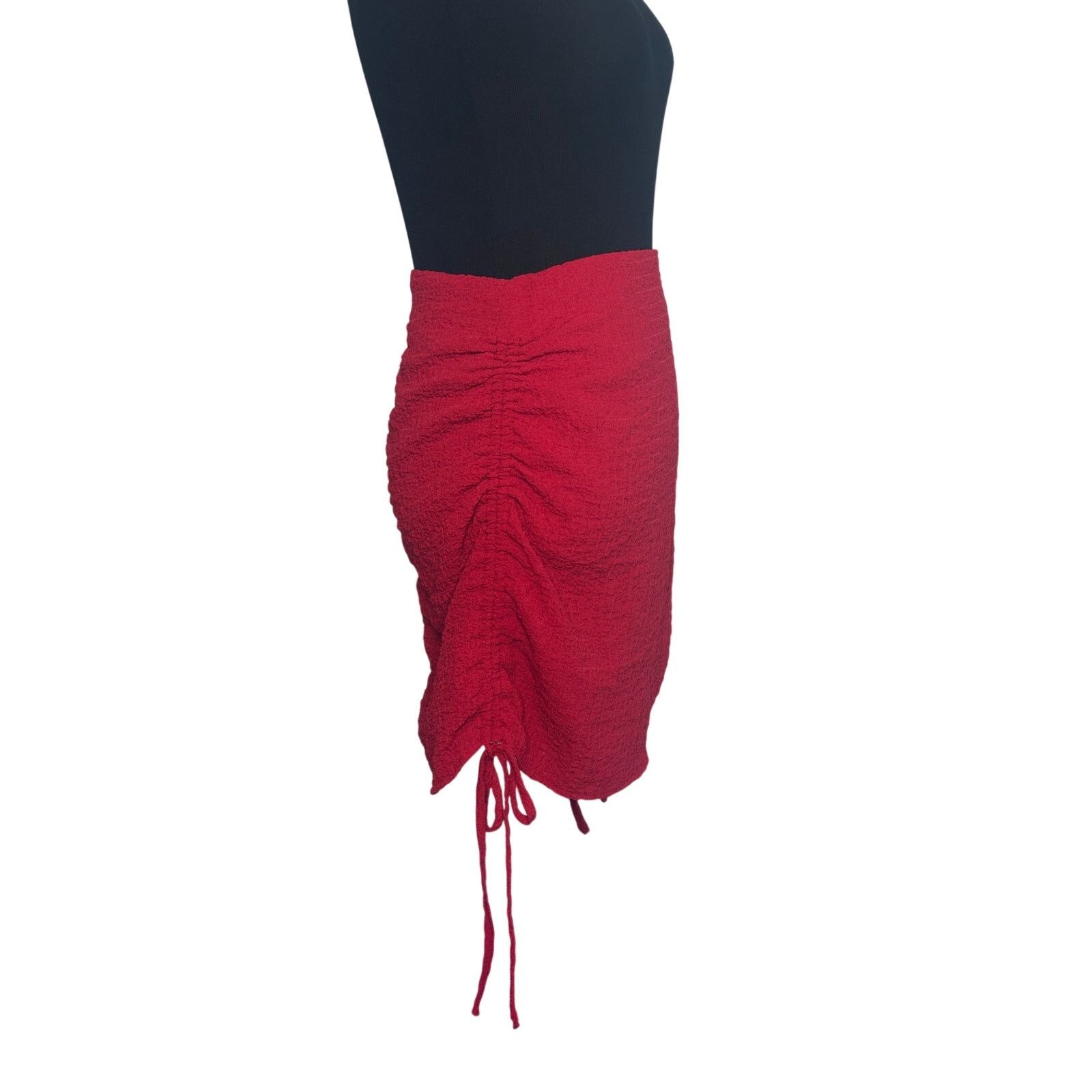Anthropologie Le Lis red ruched mini skirt size M Size 30" / US 8 / IT 44 - 10 Thumbnail