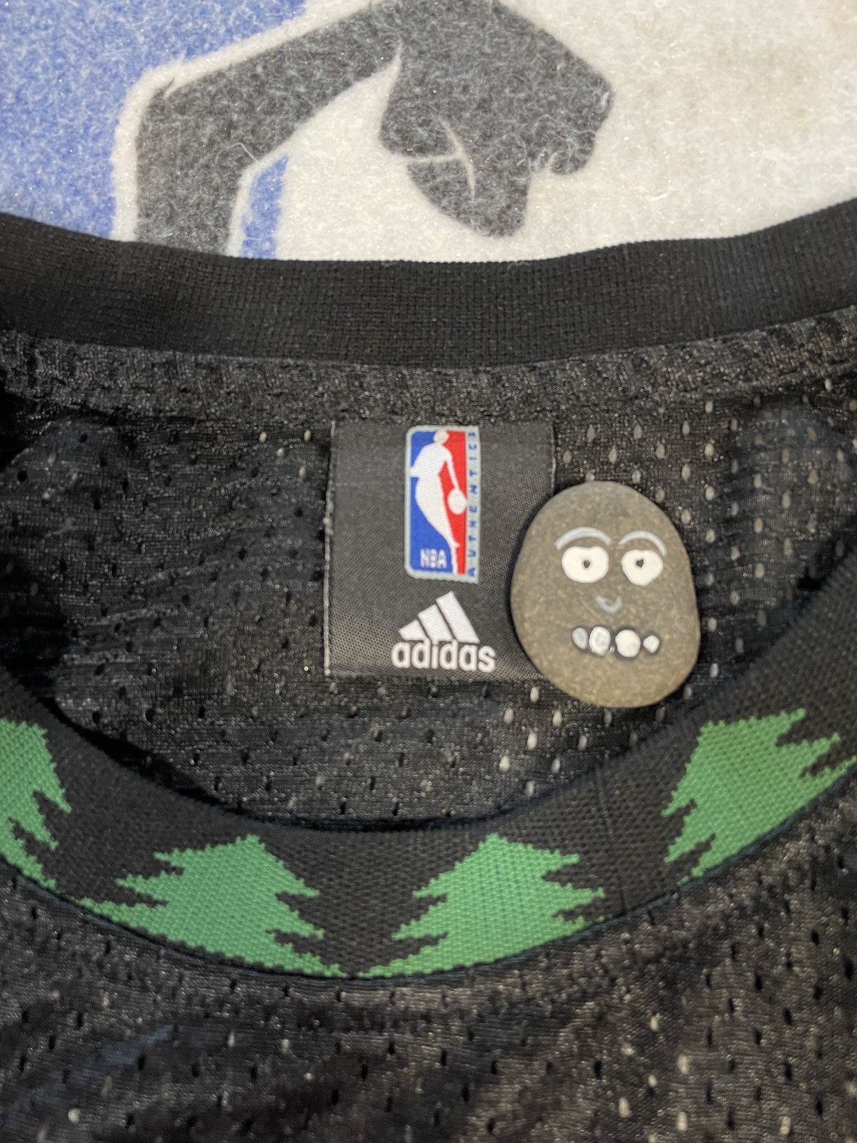 NBA Vintage Minneapolis Timberwolves Kevin Garnett jersey Size US XL / EU 56 / 4 - 3 Thumbnail