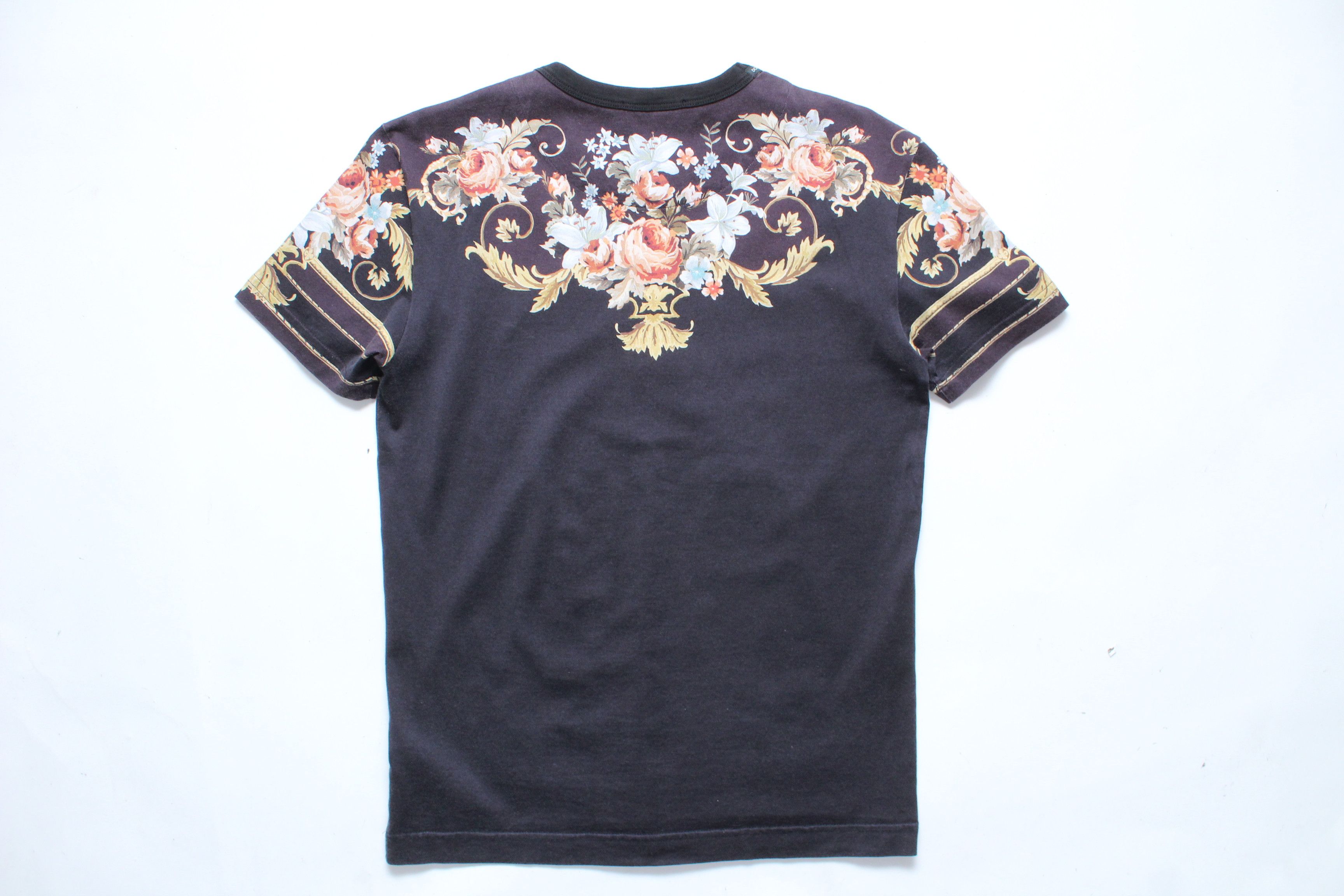 Dolce & Gabbana Dolce & Gabbana Baroque Floral Crown Logo Tee Black Size 44 Size US S / EU 44-46 / 1 - 12 Thumbnail