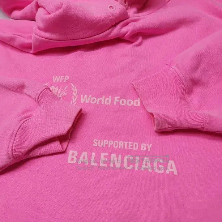 Balenciaga Balenciaga Pink Logo Hoodie for Casual Wear. Size US XS / EU 42 / 0 - 5 Thumbnail