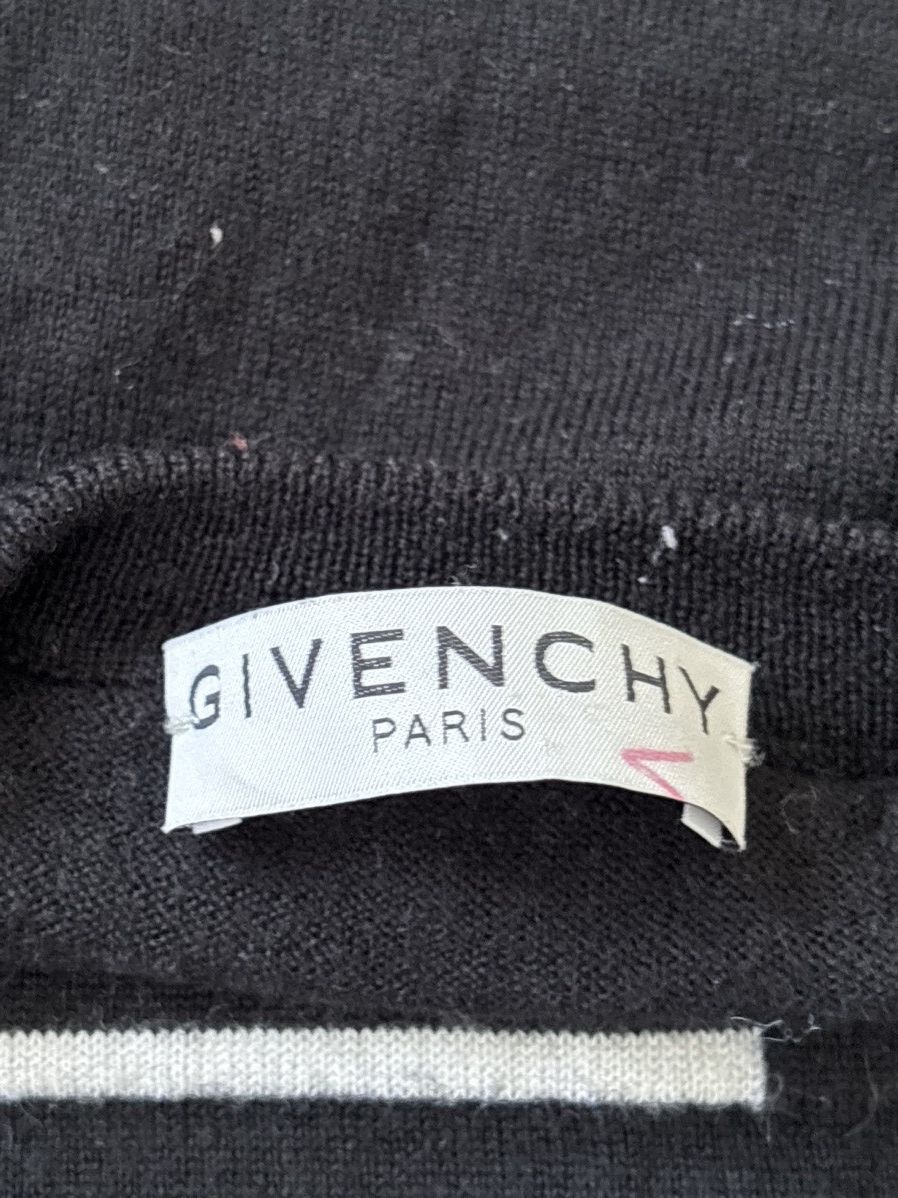 Givenchy Givenchy sweater very rare Size US S / EU 44-46 / 1 - 3 Thumbnail