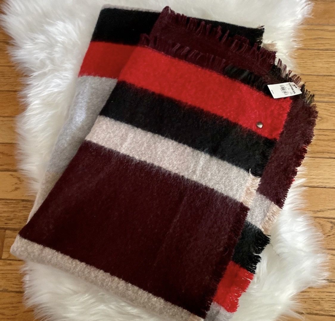 Express EXPRESS THICK WARM SCARF Size ONE SIZE - 4 Thumbnail